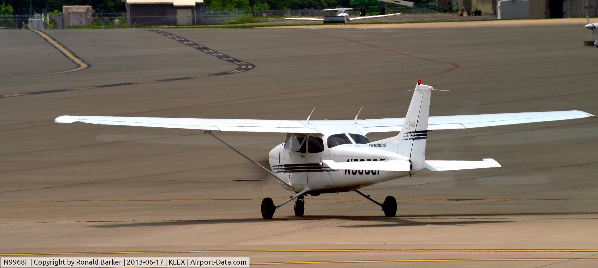 N9968F, 1997 Cessna 172R C/N 17280208, Taxi LEX