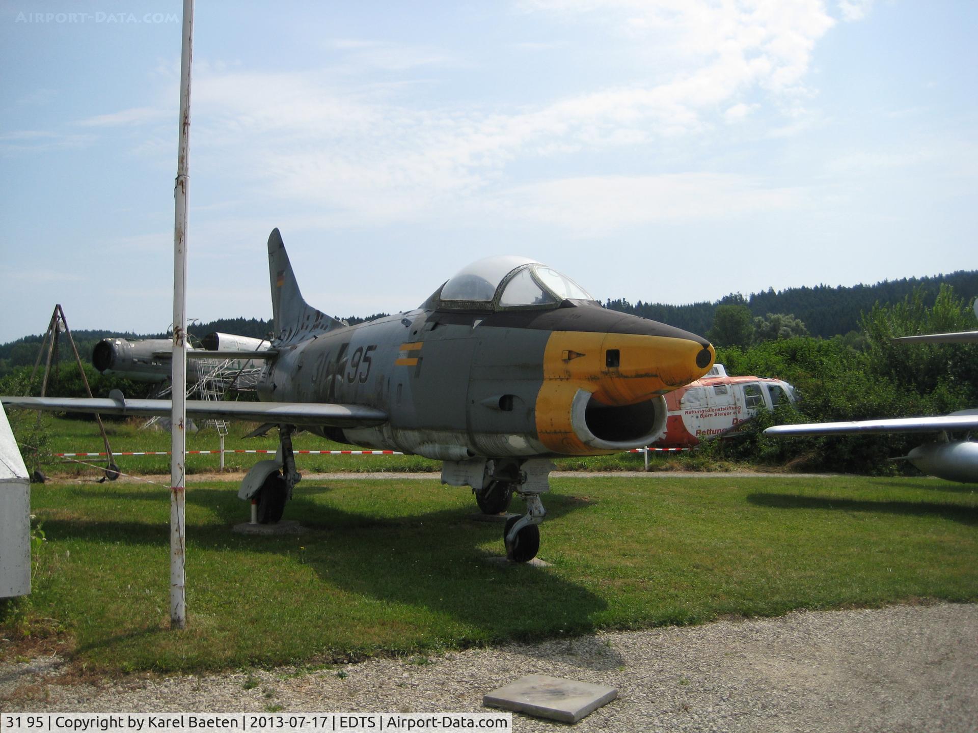 31 95, Fiat G-91R/3 C/N D463, shot in a private museum @Villingen-Schwenningen, Germany