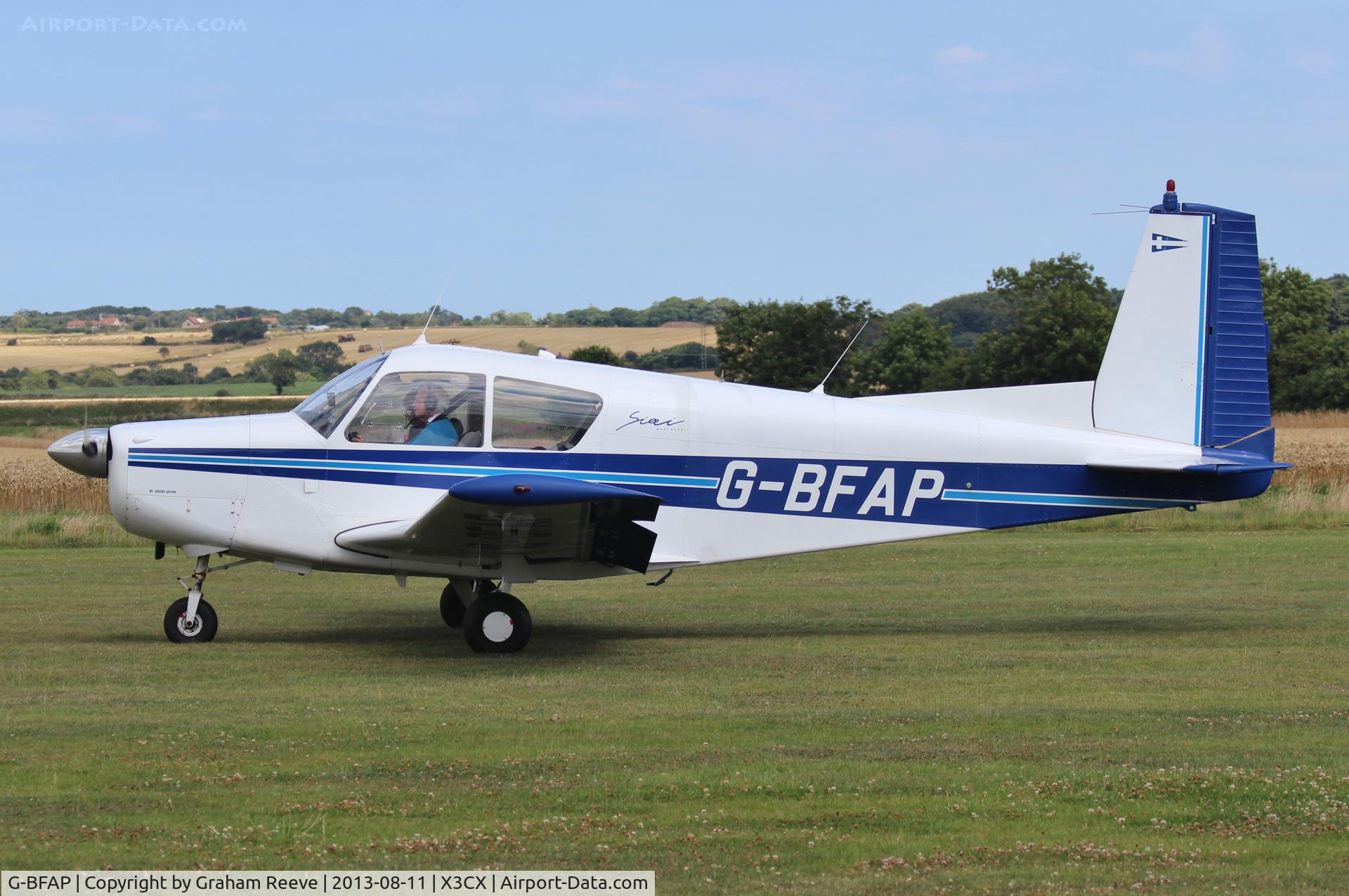 G-BFAP, 1969 SIAI-Marchetti S-205-20R C/N 4-213, Just landed at Northrepps.