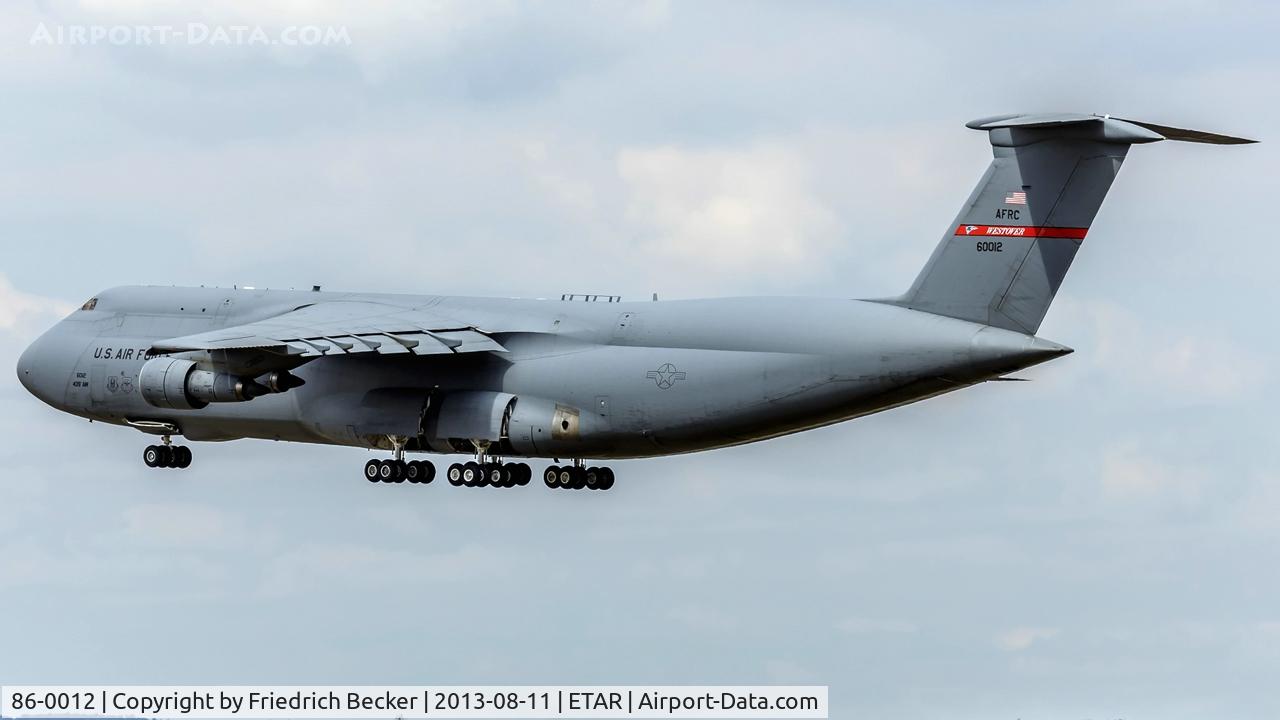 86-0012, 1986 Lockheed C-5B Galaxy C/N 500-0098, on final RW27