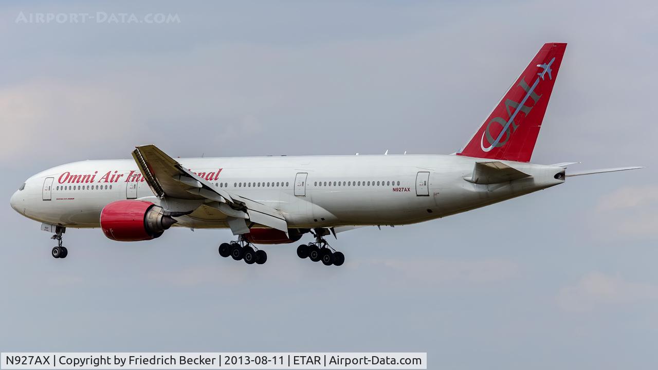 N927AX, 1997 Boeing 777-222/ER C/N 26943, on final RW27