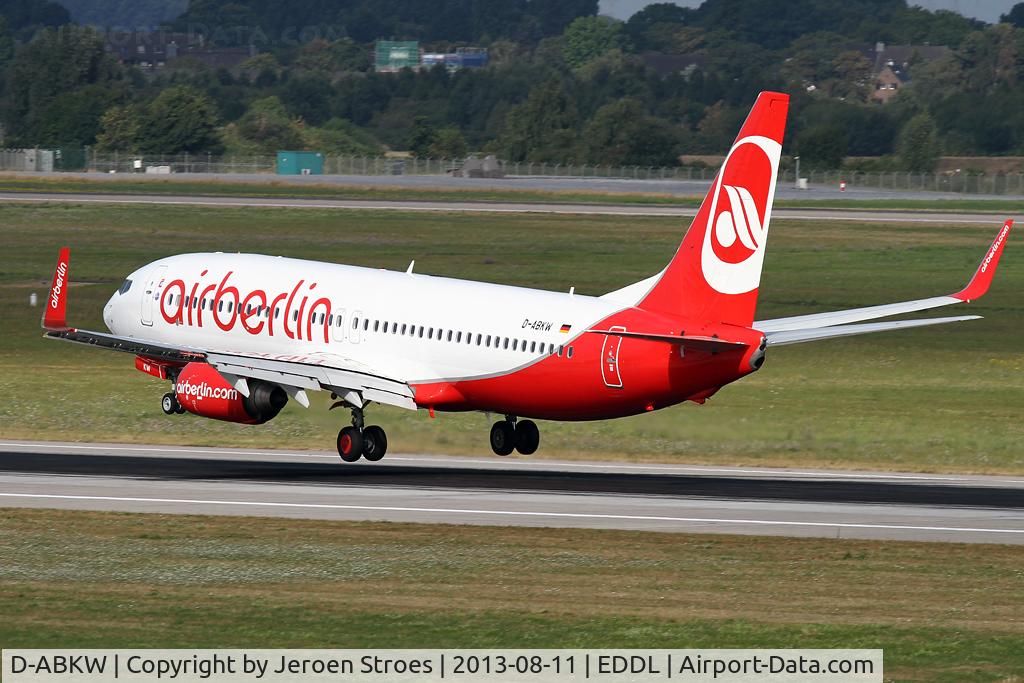 D-ABKW, 2011 Boeing 737-86J C/N 36884, Dusseldorf Airport