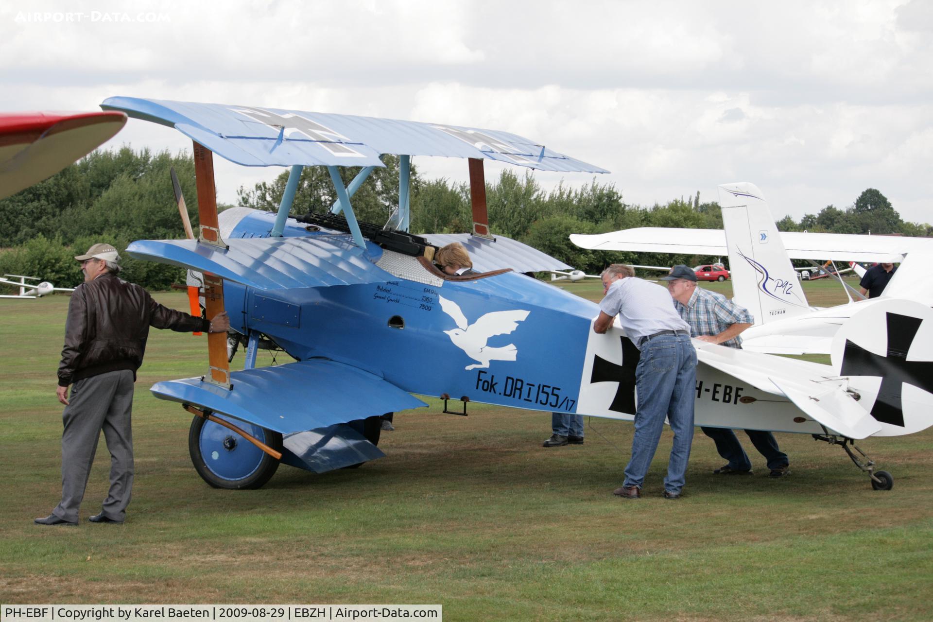 PH-EBF, Fokker Dr.1 Triplane Replica C/N 155-17, Early Birds show their Fokker @EBZH fly-in