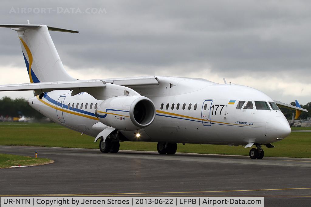 UR-NTN, Antonov An-158 C/N 01-01, paris air show