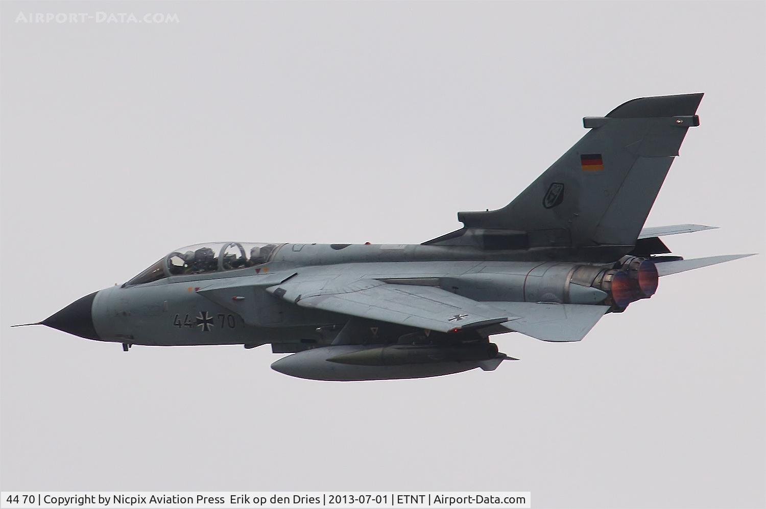 44 70, Panavia Tornado IDS C/N 431/GS127/4170, 4470 made a very high speed pass