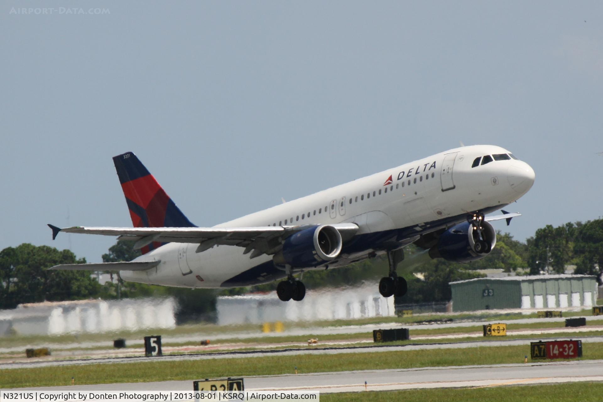 N321US, 1992 Airbus A320-211 C/N 262, Delta Flight 2298 (N321US) departs Sarasota-Bradenton International Airport enroute to Hartsfield-Jackson Atlanta International Airport