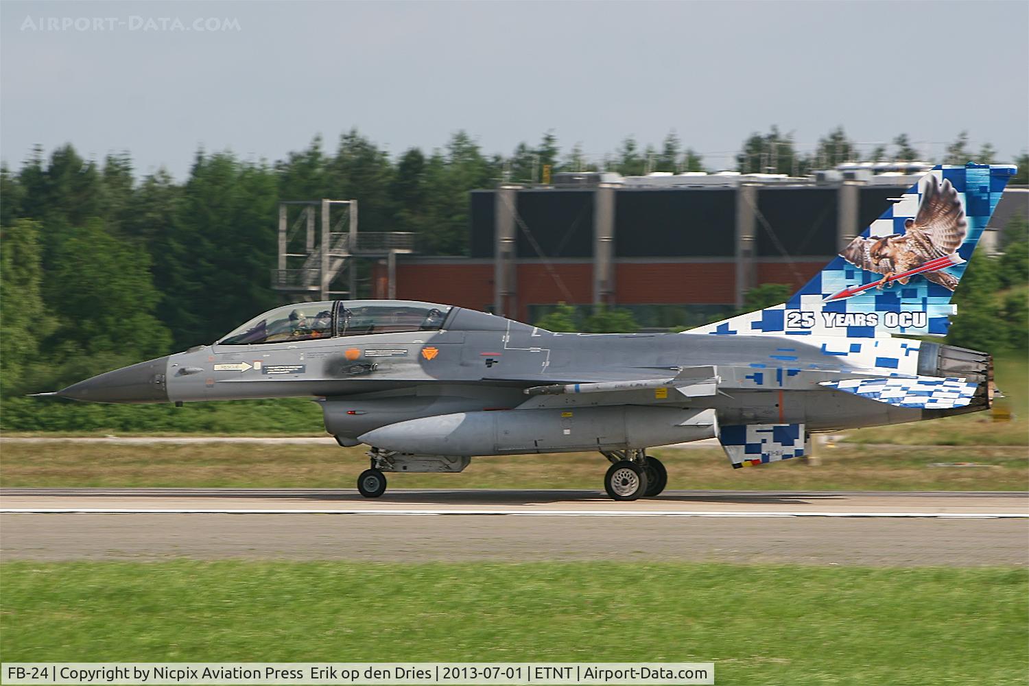 FB-24, General Dynamics F-16BM Fighting Falcon C/N 6J-24, 25 years OCU F16BM FB-24 on take off from runway 08