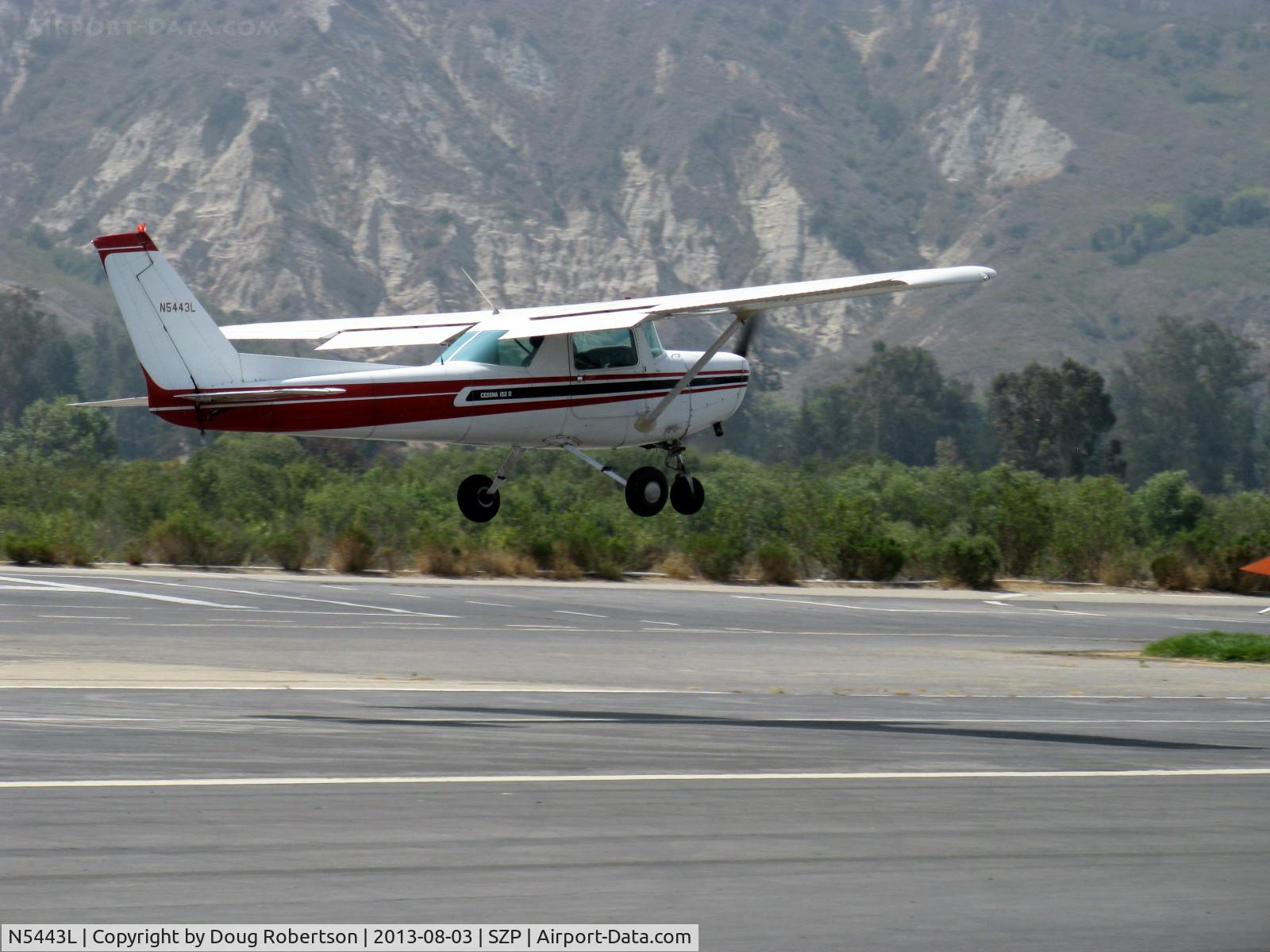 N5443L, 1980 Cessna 152 C/N 15284315, 1980 Cessna 152, Lycoming O-235 115 Hp, another landing Rwy 22