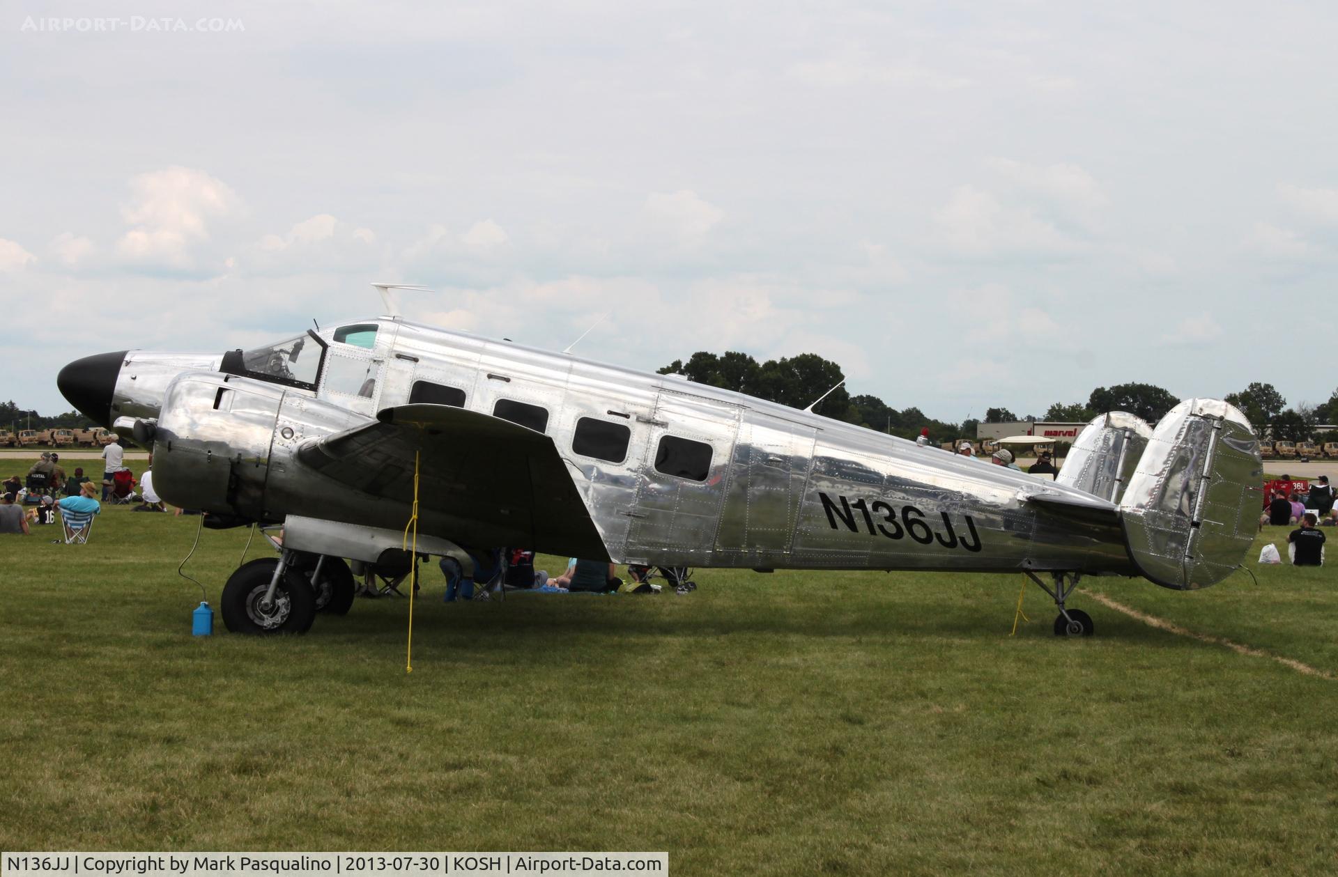 N136JJ, 1957 Beech E18S C/N BA-318, Beech E18S