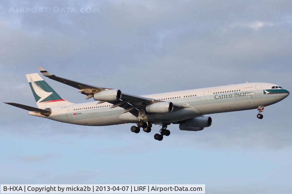 B-HXA, 1996 Airbus A340-313 C/N 136, Landing. Scrapped in September 2015