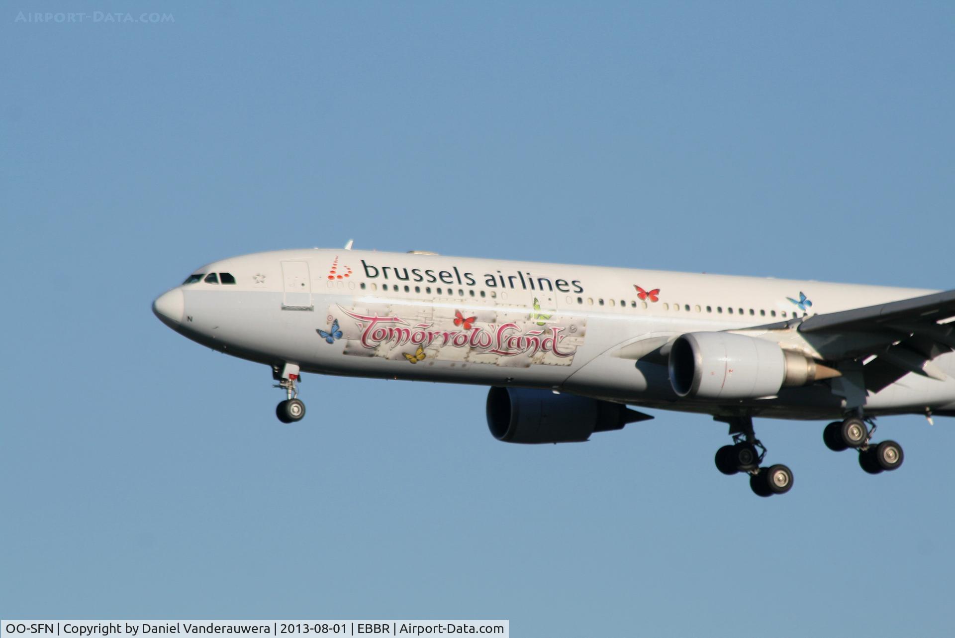 OO-SFN, 1993 Airbus A330-301 C/N 037, Arrival of flight SN369 to RWY 20