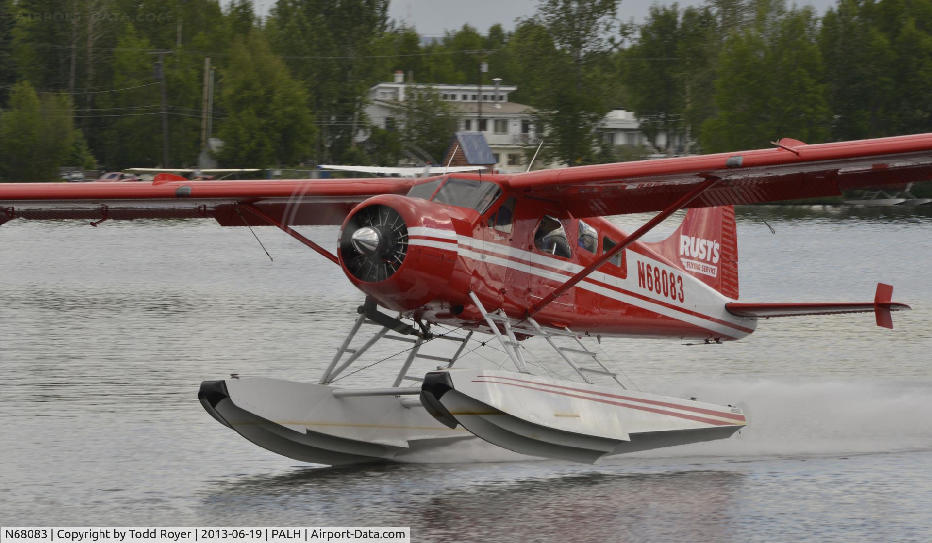 N68083, 1958 De Havilland Canada DHC-2 Beaver Mk.I C/N 1254, Departing Lake Hood