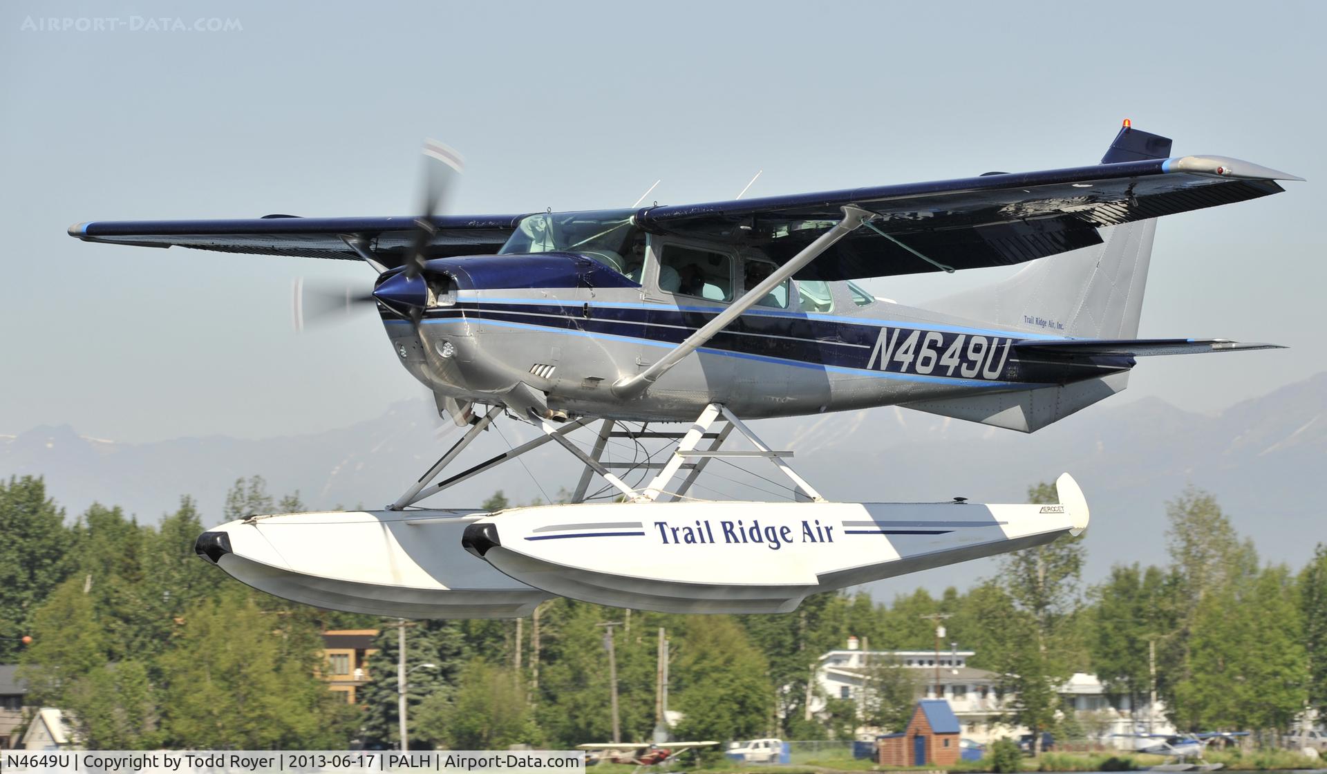 N4649U, 1979 Cessna U206G Stationair C/N U20605028, Landing at Lake Hood