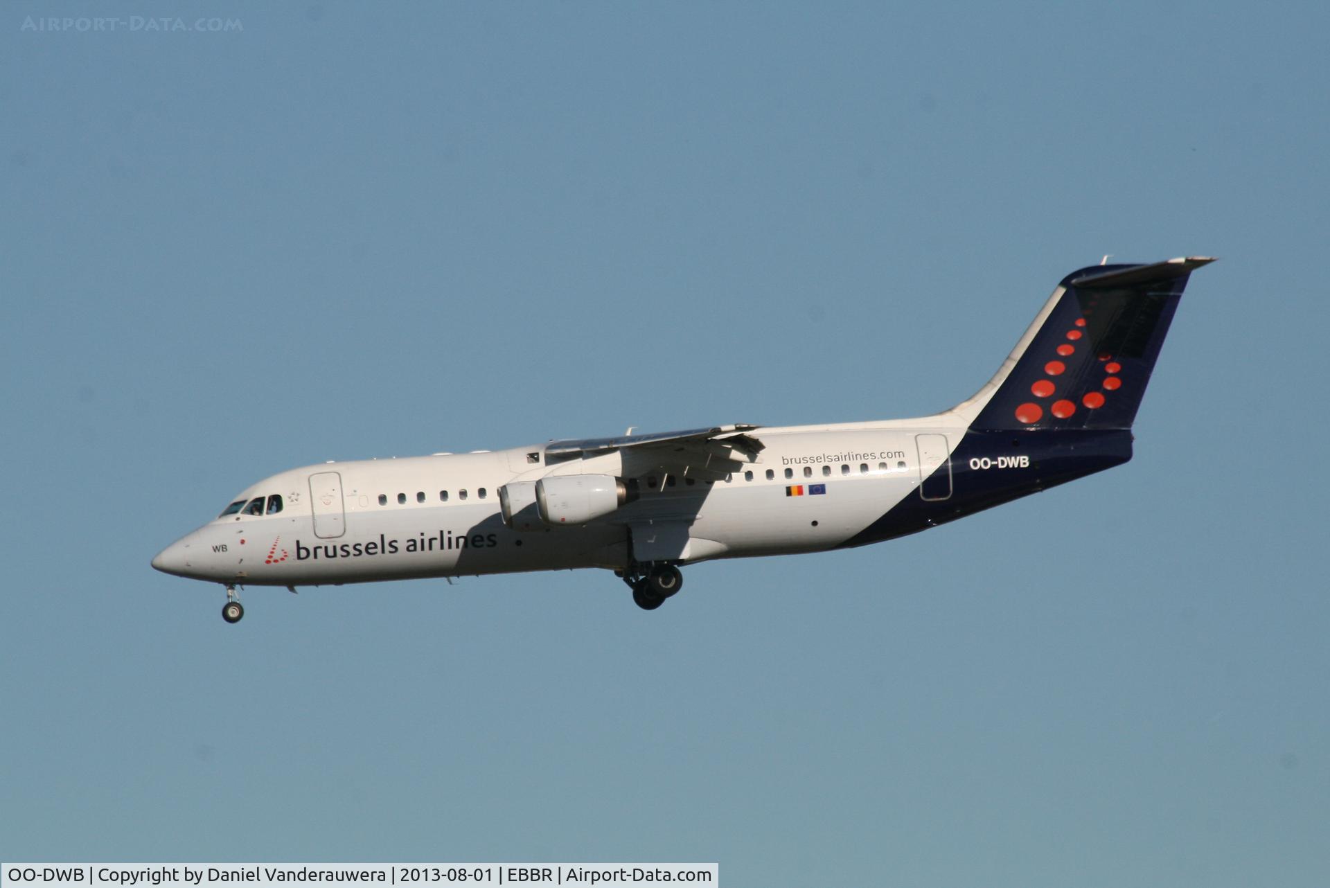 OO-DWB, 1997 British Aerospace Avro 146-RJ100 C/N E3315, Arrival of flight SN2288 to RWY 20