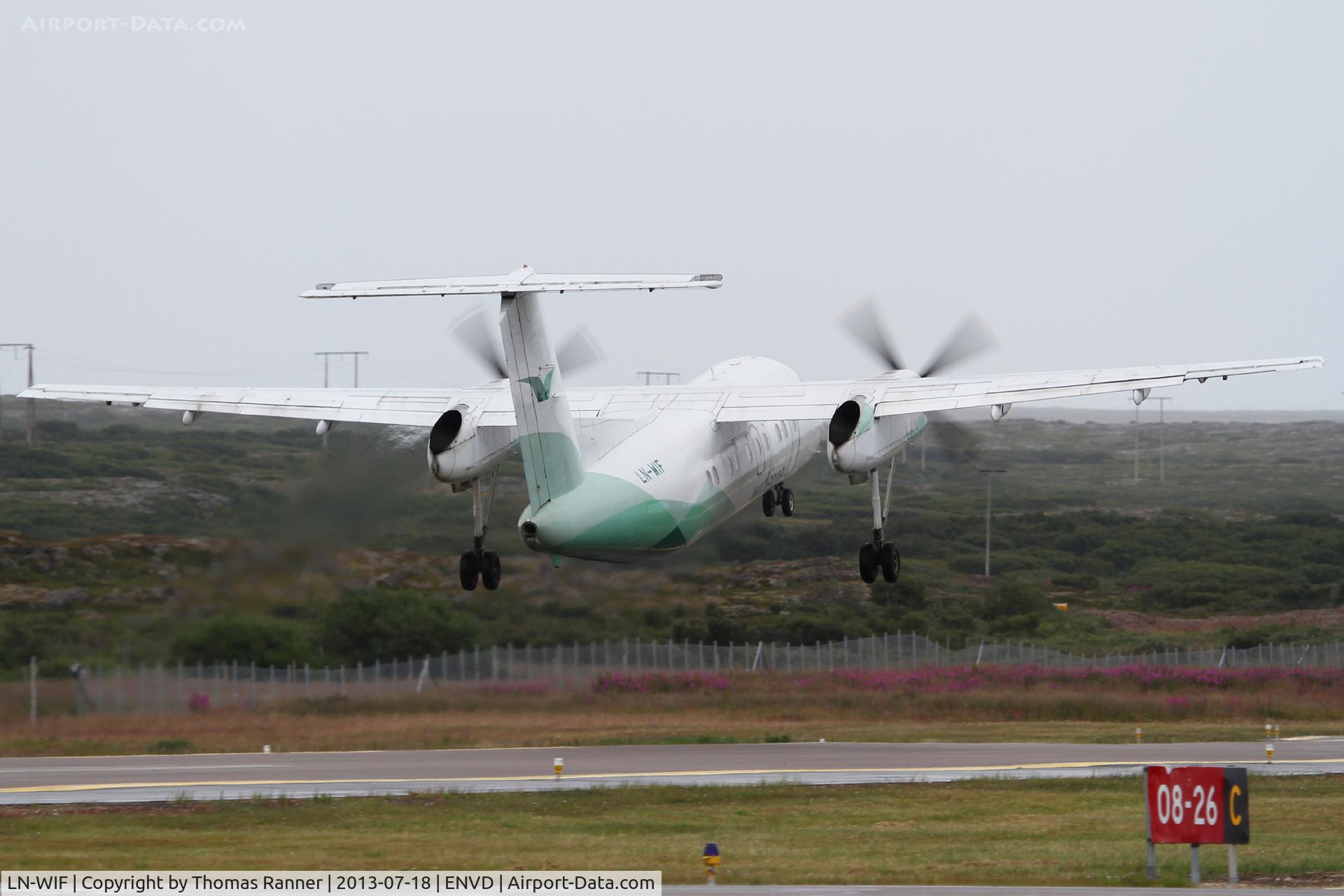 LN-WIF, 1994 De Havilland Canada DHC-8-103 Dash 8 C/N 372, Wideroe DHC-8