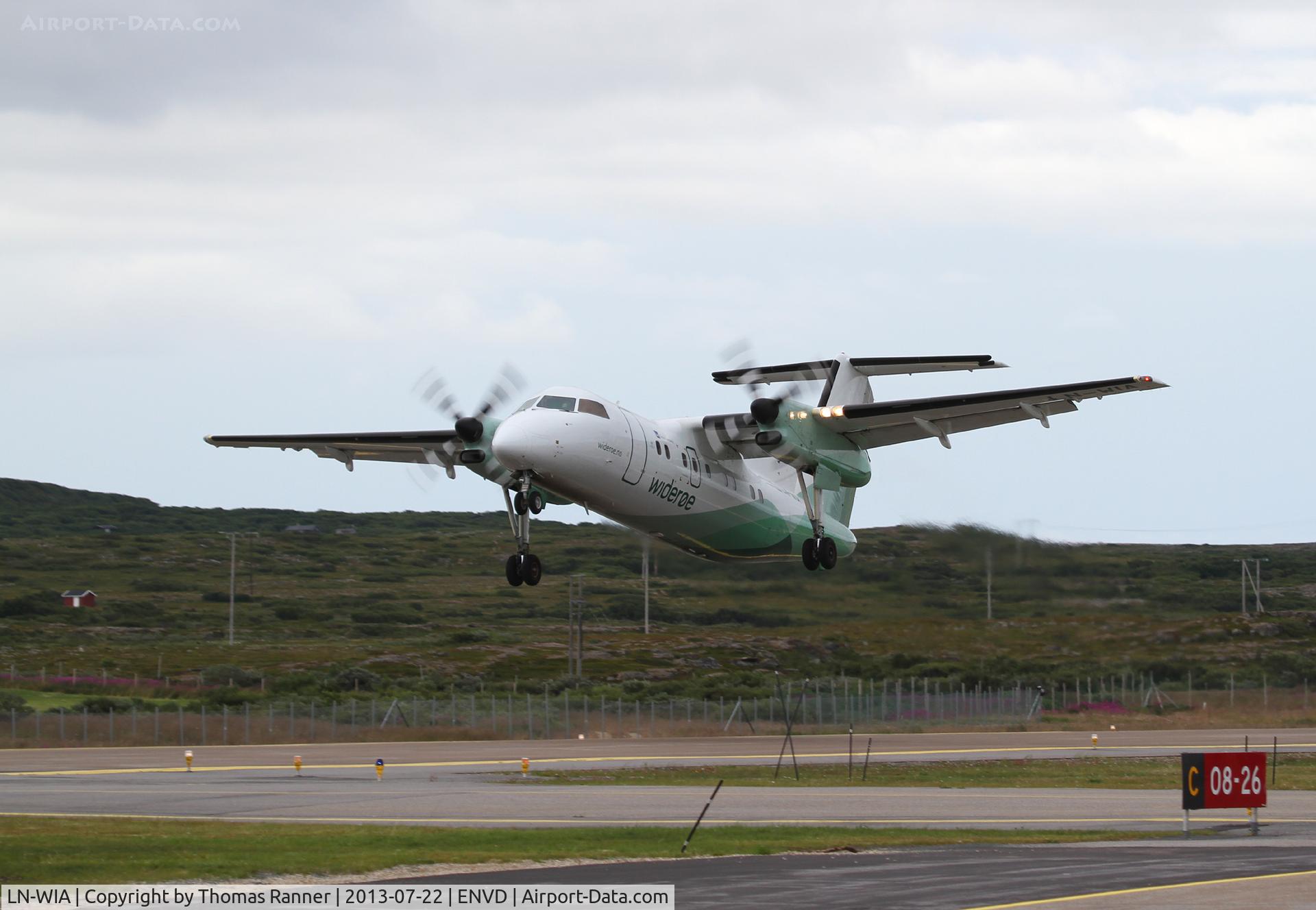 LN-WIA, 1993 De Havilland Canada DHC-8-103 Dash 8 C/N 359, Widerøe DHC-8