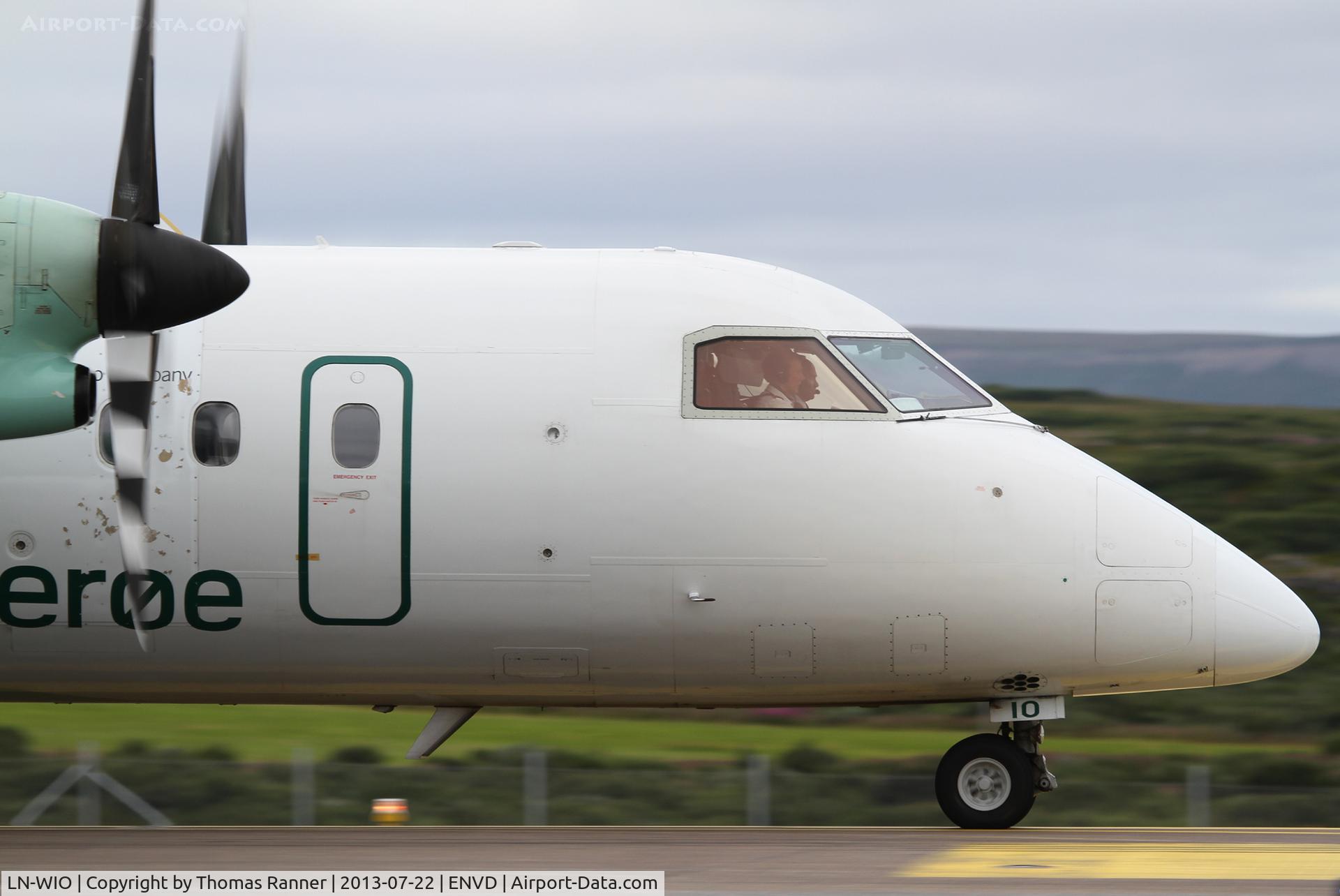LN-WIO, 1995 De Havilland Canada DHC-8-103B Dash 8 C/N 417, Widerøe DHC-8