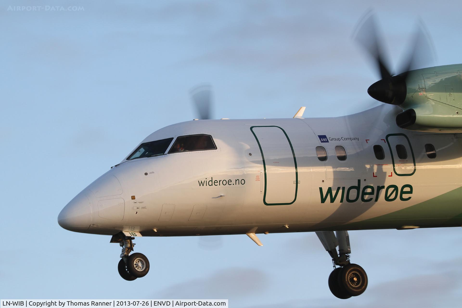LN-WIB, 1993 De Havilland Canada DHC-8-103B Dash 8 C/N 360, Widerøe DHC-8