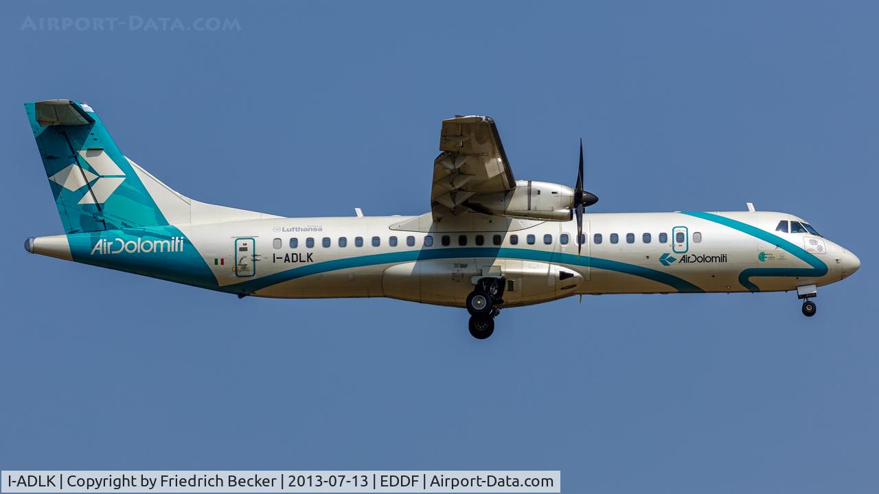 I-ADLK, 2004 ATR 72-212A C/N 706, on final RW07R