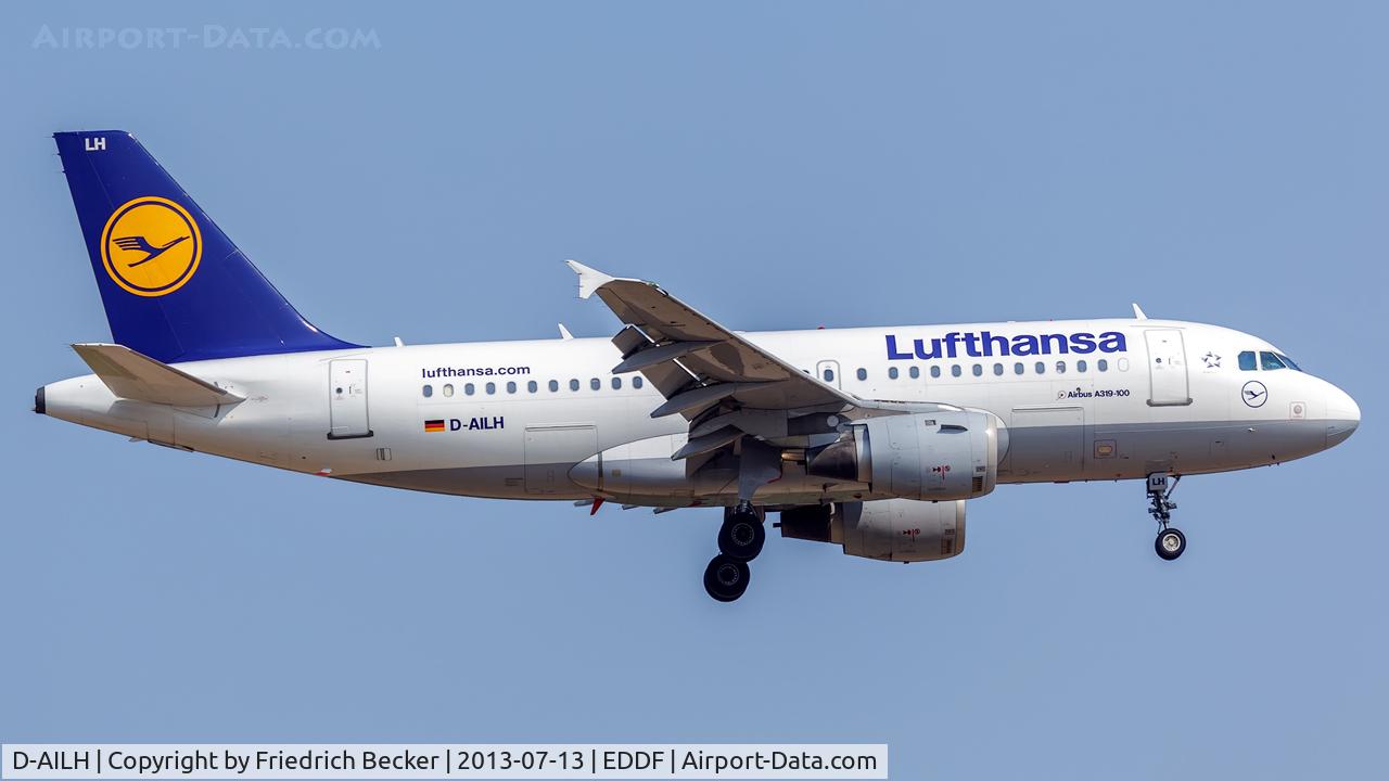 D-AILH, 1997 Airbus A319-114 C/N 641, on final RW07R