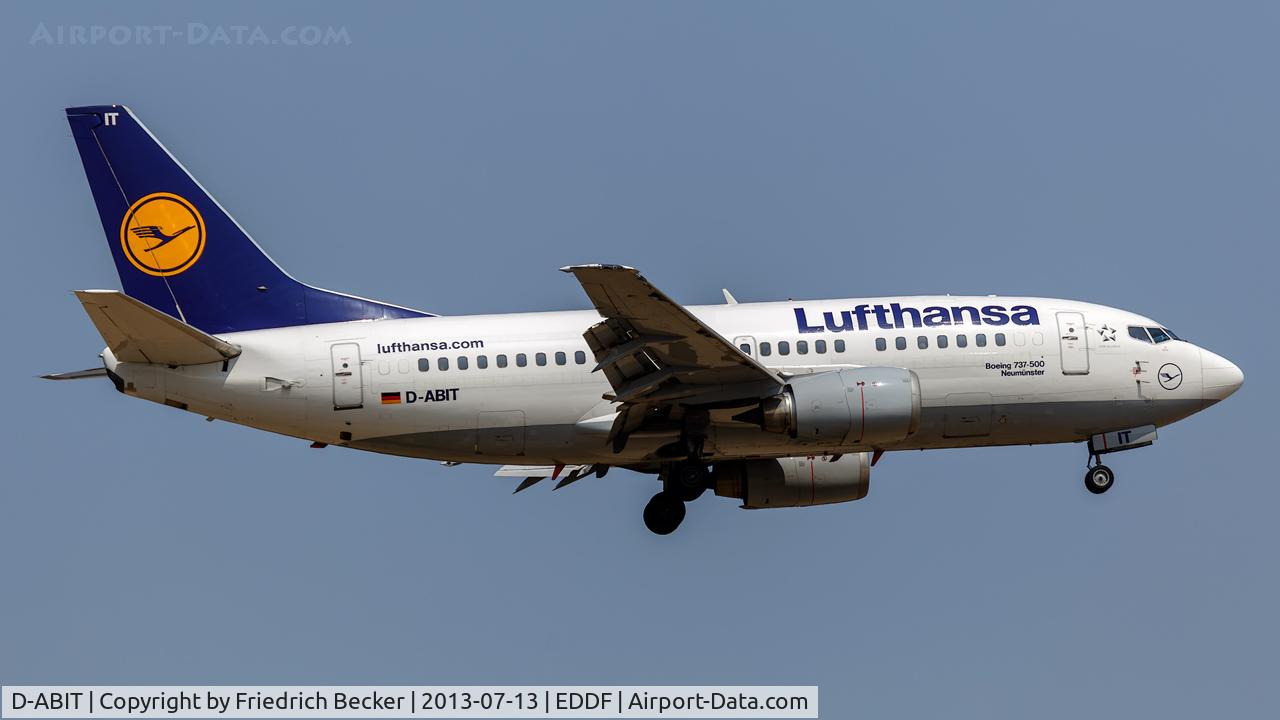 D-ABIT, 1991 Boeing 737-530 C/N 24943, on final RW07R