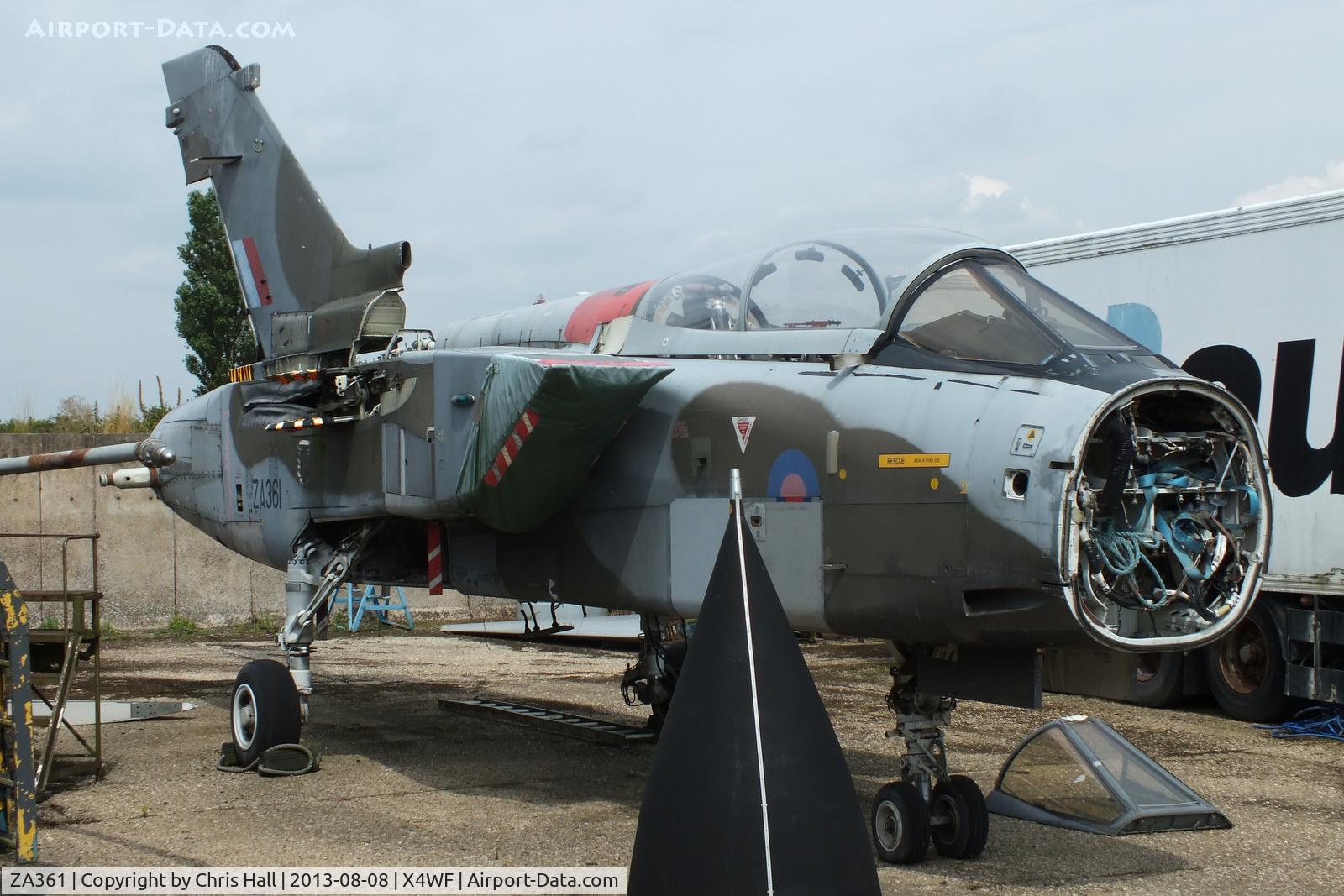 ZA361, 1981 Panavia Tornado GR.1 C/N 042/BS011/3022, Panavia Tornado GR.1 ZA361 stored on a farm a few miles south of RAF Coningsby