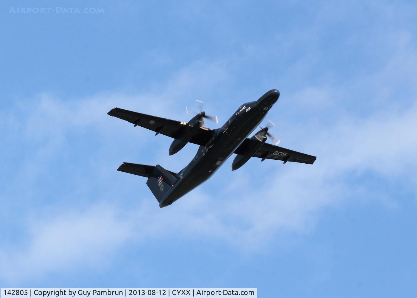 142805, 1988 De Havilland Canada CT-142 Dash 8 C/N 103, Leaving after the 2013 Abbotsford Airshow