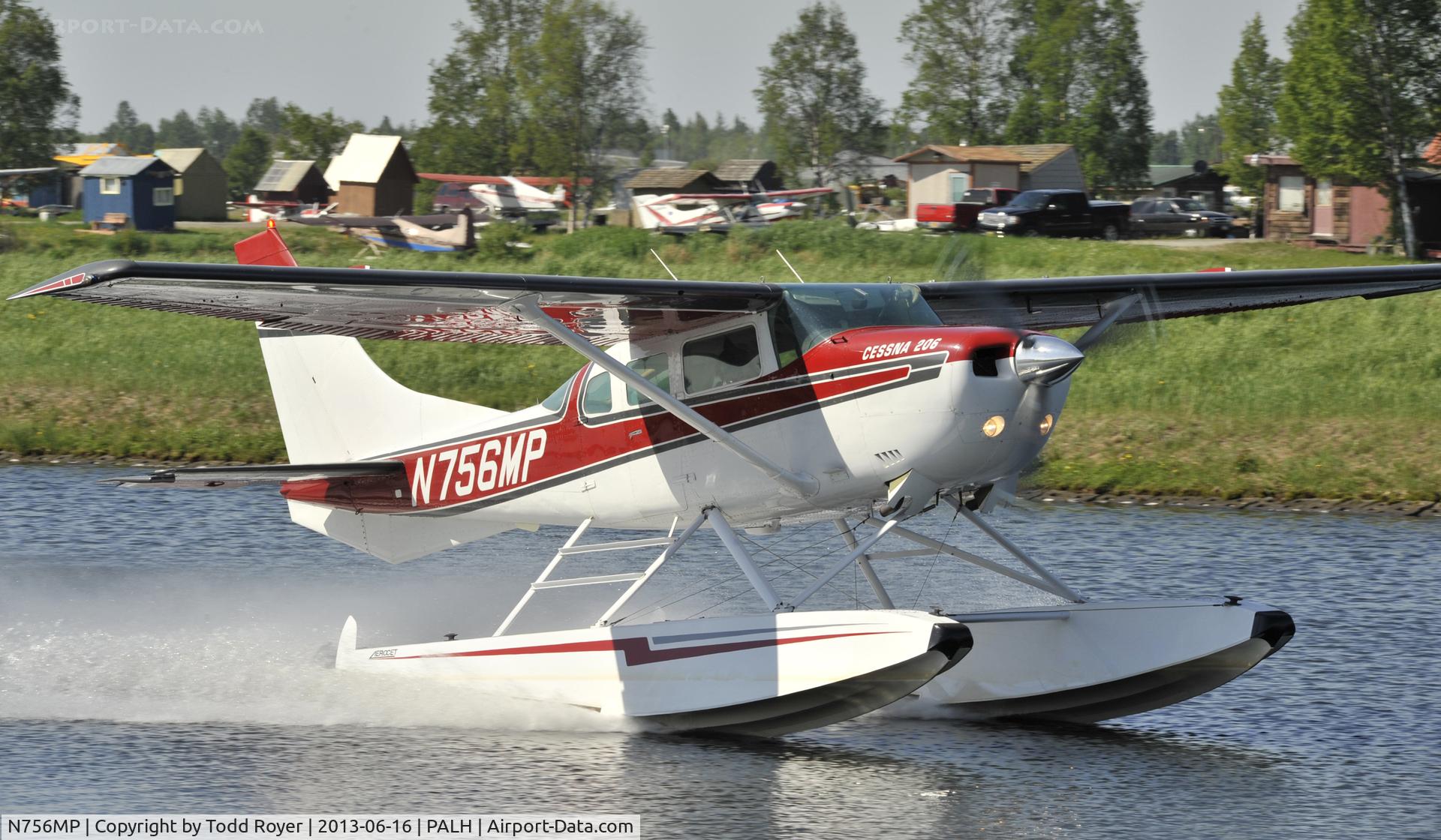 N756MP, 1977 Cessna U206G Stationair C/N U20604202, Taxiing at Lake hood