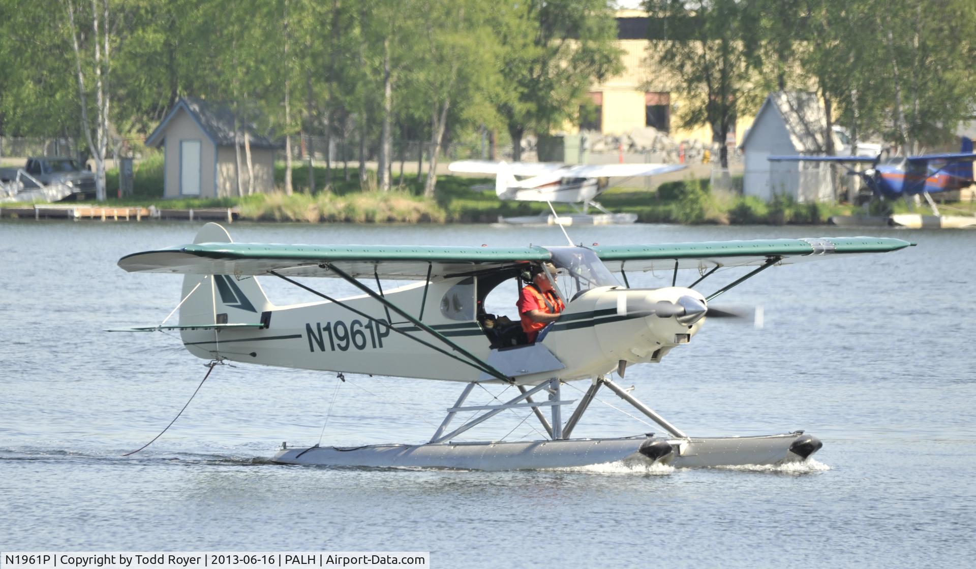 N1961P, 1955 Piper PA-18-150 Super Cub C/N 18-4190, Taxiing at Lake Hood