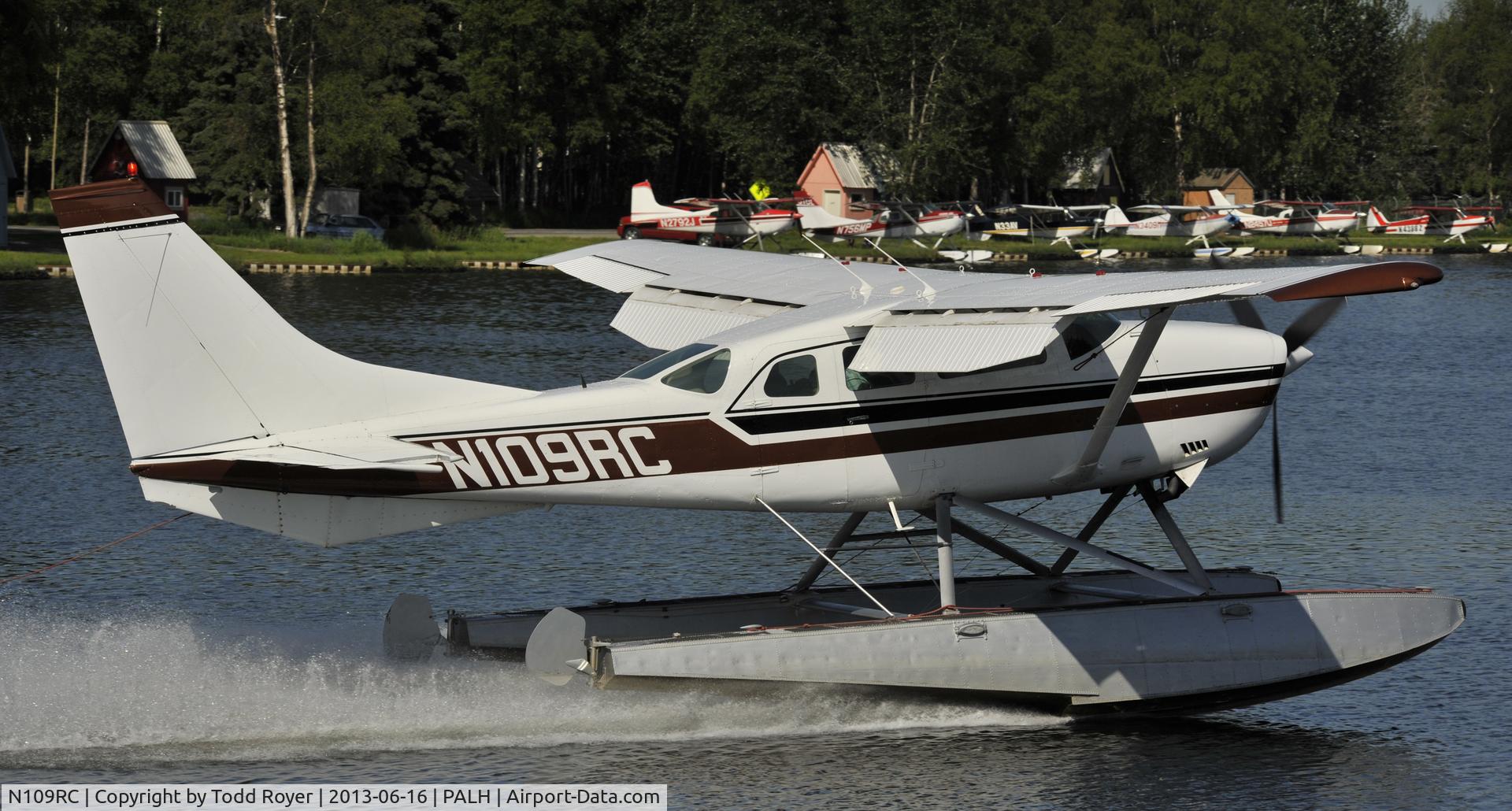 N109RC, 1974 Cessna U206F Stationair C/N U20602616, Landing at Lake Hood