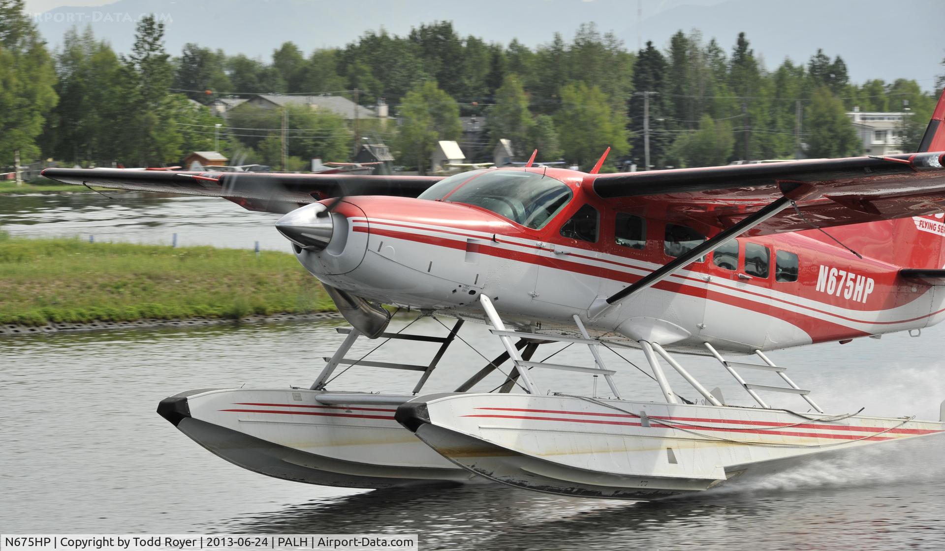 N675HP, 1998 Cessna 208 Caravan I C/N 20800289, Departing Lake Hood
