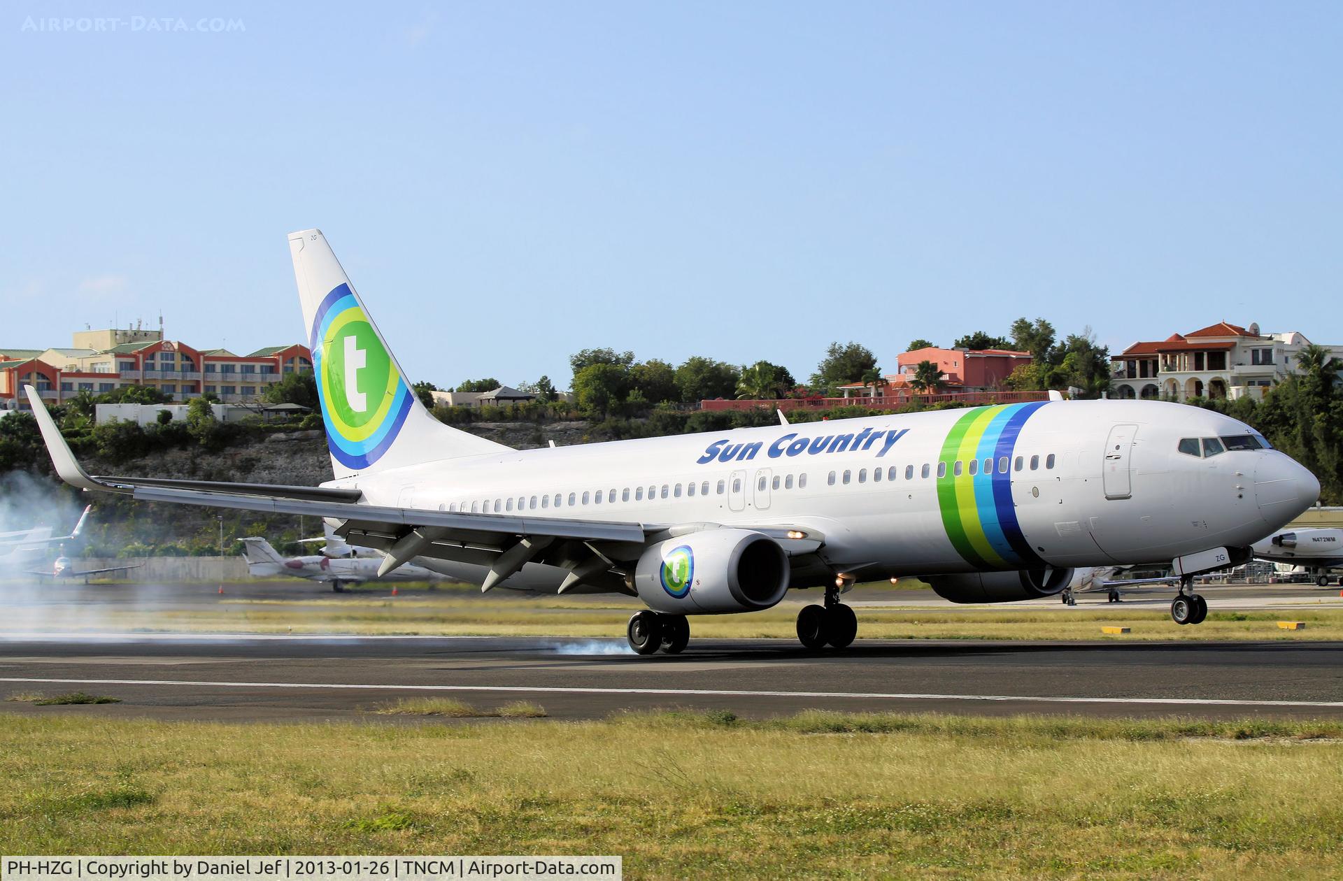 PH-HZG, 2000 Boeing 737-8K2 C/N 28379, PH-HZG