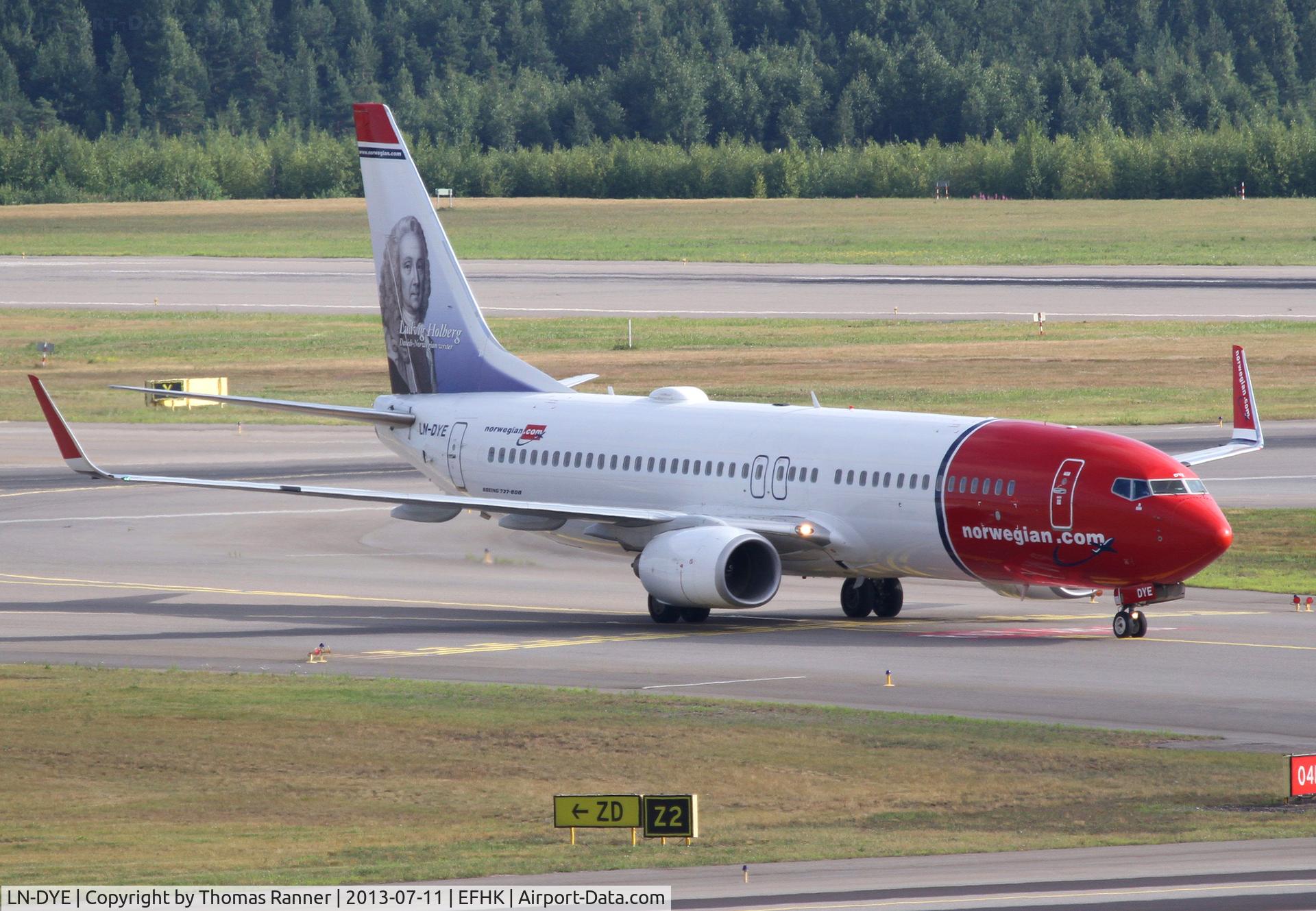 LN-DYE, 2010 Boeing 737-8JP C/N 39003, Norwegian B737