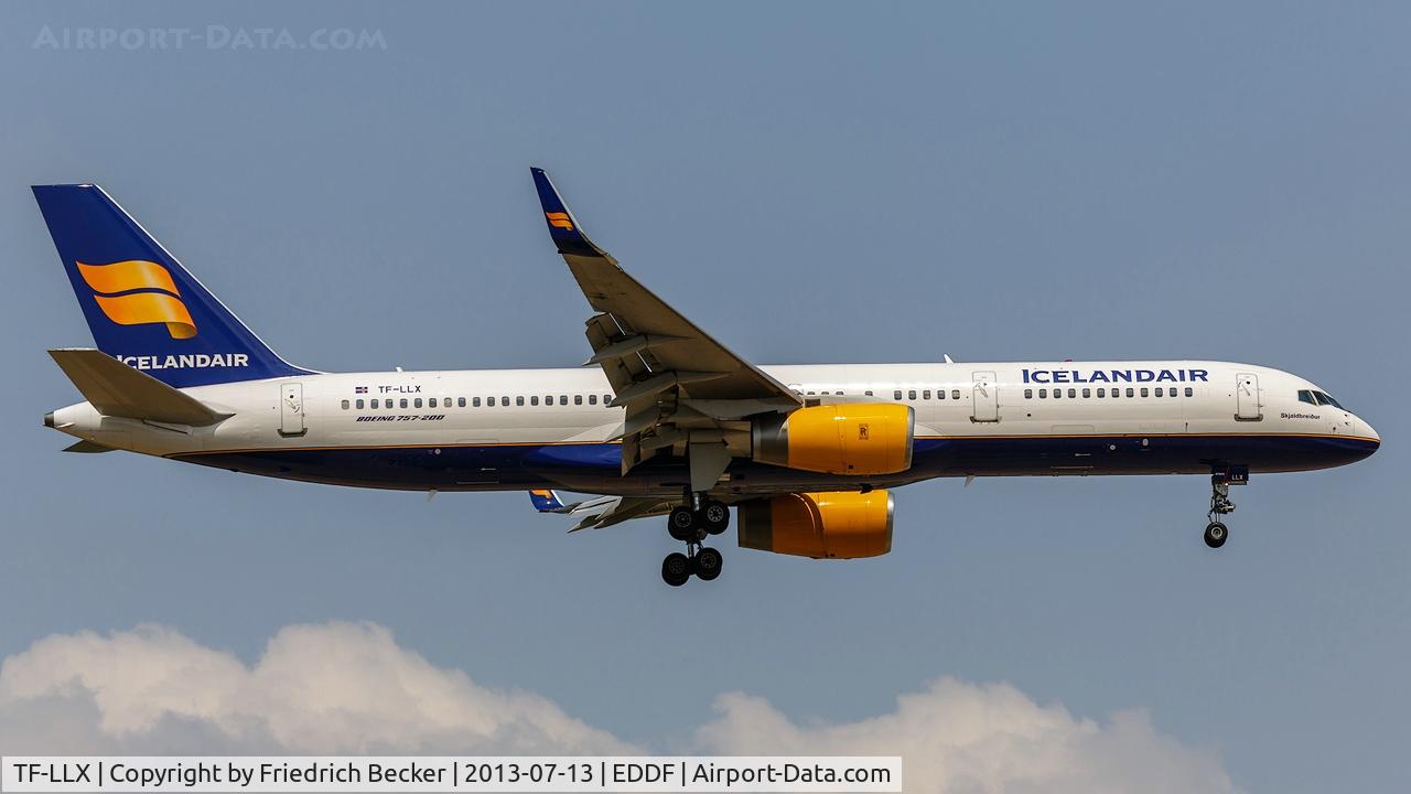 TF-LLX, 2000 Boeing 757-256 C/N 29311, on final RW07R