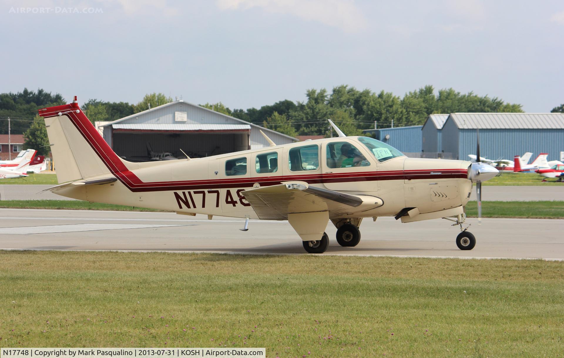 N17748, 1977 Beech A36 Bonanza 36 C/N E-1017, Beech A36
