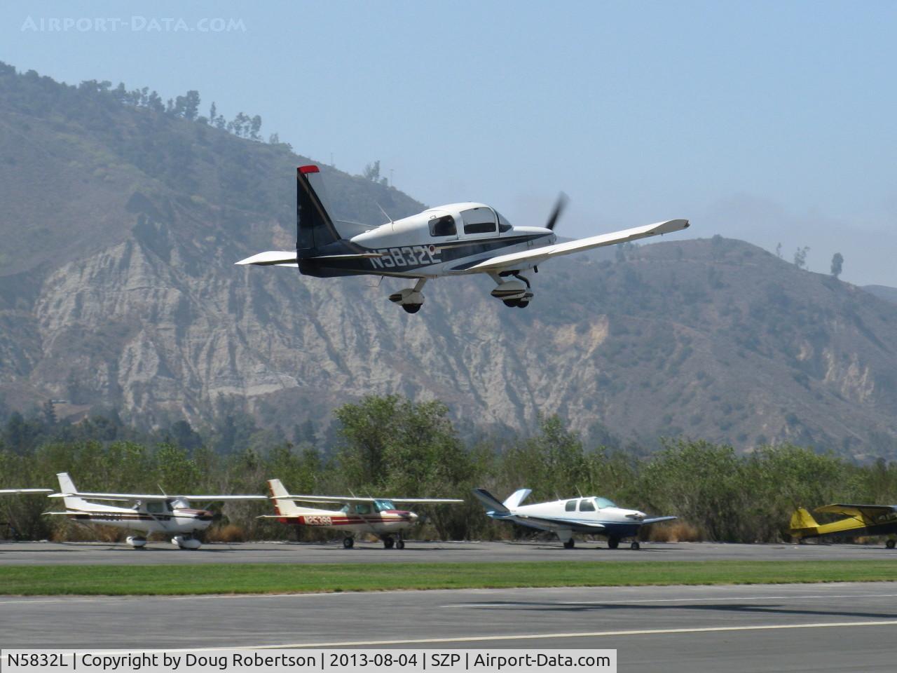 N5832L, 1972 American AA-5 C/N AA5-0232, 1972 American Aviation AA-5 TRAVELER, Lycoming O-320-E2G 150 Hp, 1st year of production, takeoff climb Rwy 22