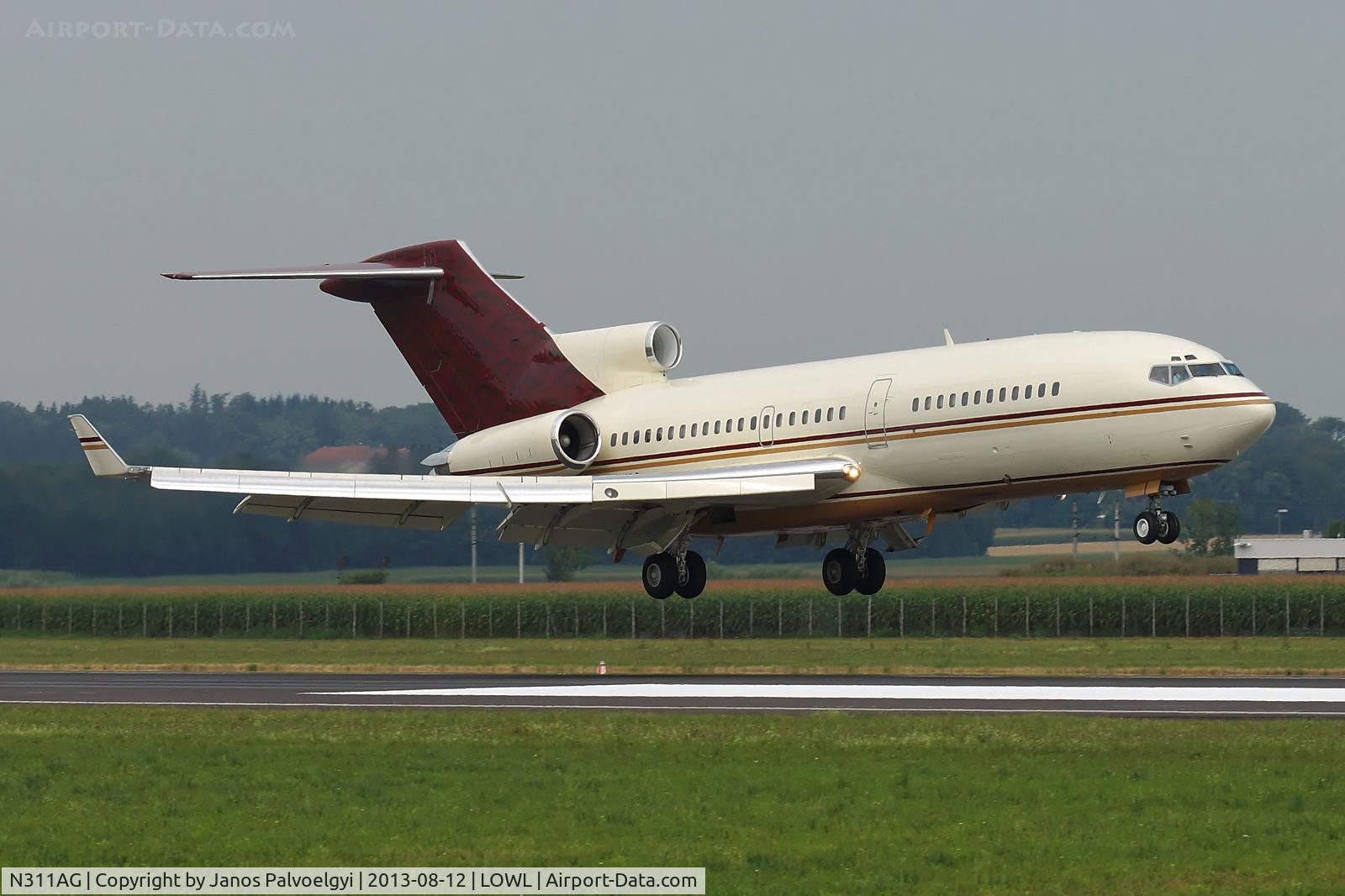 N311AG, 1971 Boeing 727-17 C/N 20512, Boeing B727-17(RE) Super27 landing in LOWL/LNZ
