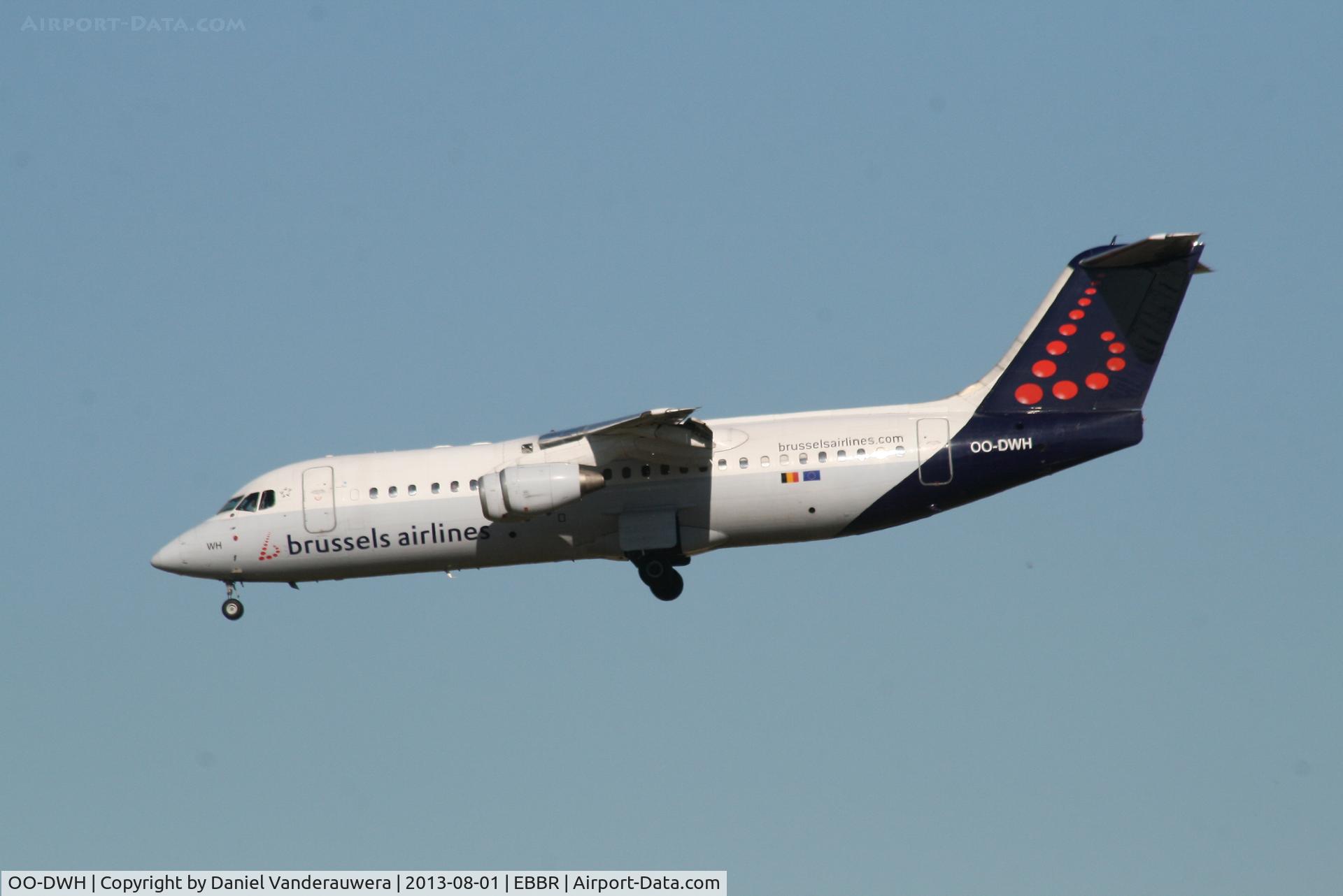 OO-DWH, 1998 British Aerospace Avro 146-RJ100 C/N E3340, Arrival of flight SN2310 to RWY 20