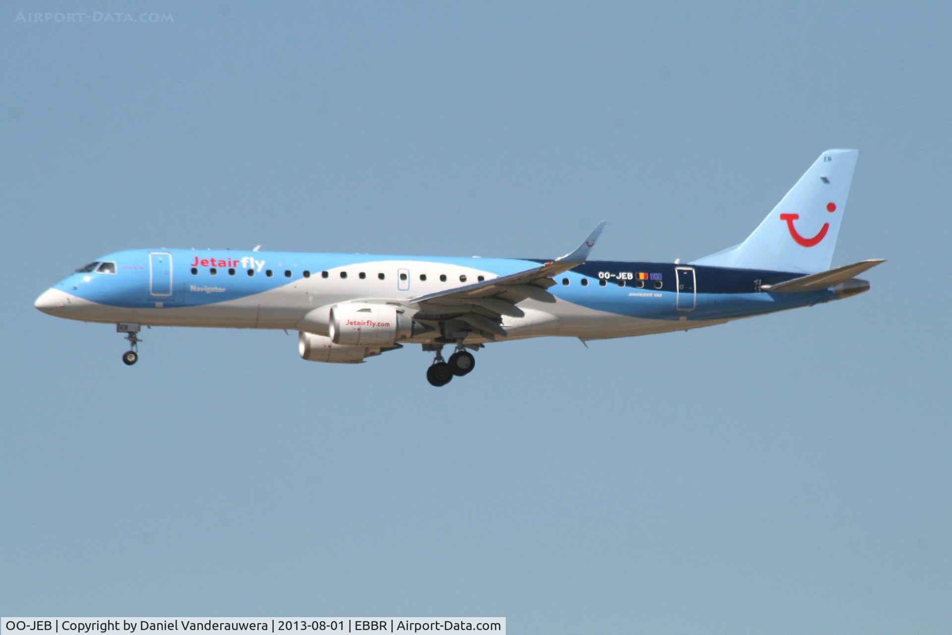OO-JEB, 2013 Embraer 190STD (ERJ-190-100STD) C/N 19000607, Flight JAF4328 is descending to RWY 20