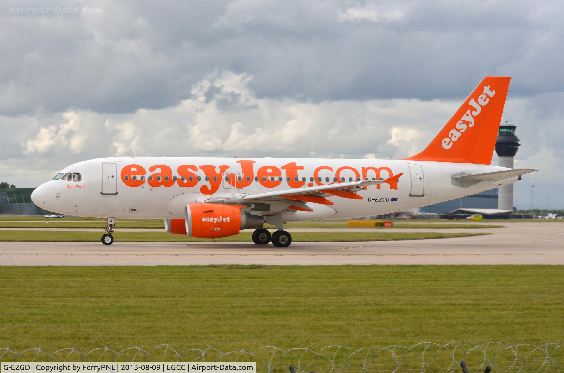 G-EZGD, 2010 Airbus A319-111 C/N 4451, Easyjet A319 starting its take-off run.