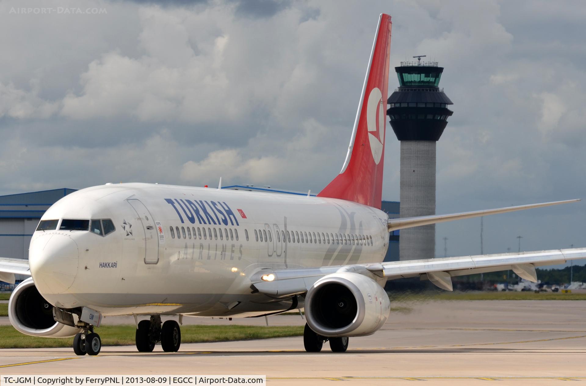 TC-JGM, 2006 Boeing 737-8F2 C/N 34411, Turkish B738 taxying onto the runway.