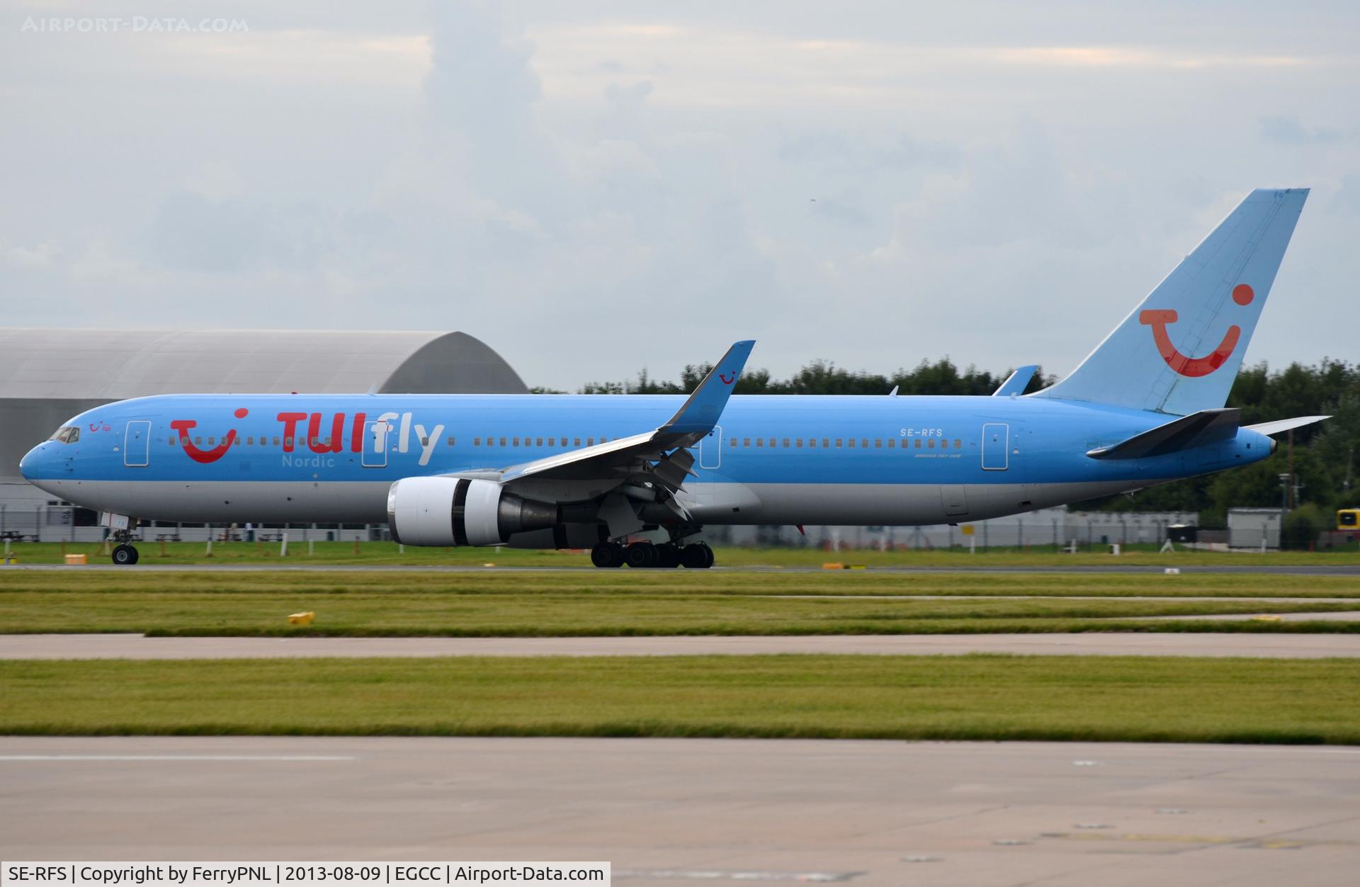 SE-RFS, 1996 Boeing 767-304/ER C/N 28040, Tui Nordic helping Thomson out with extra capacity.