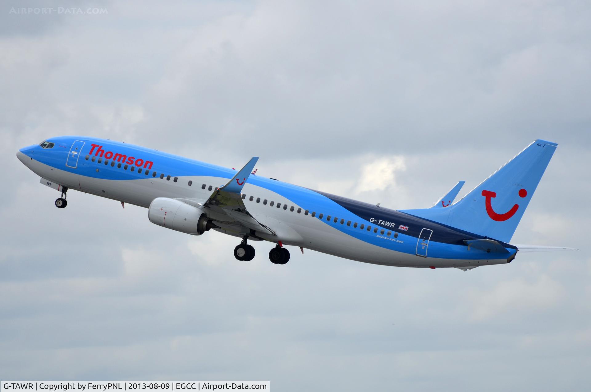 G-TAWR, 2013 Boeing 737-8K5 C/N 37256, Thomson B738 take-off