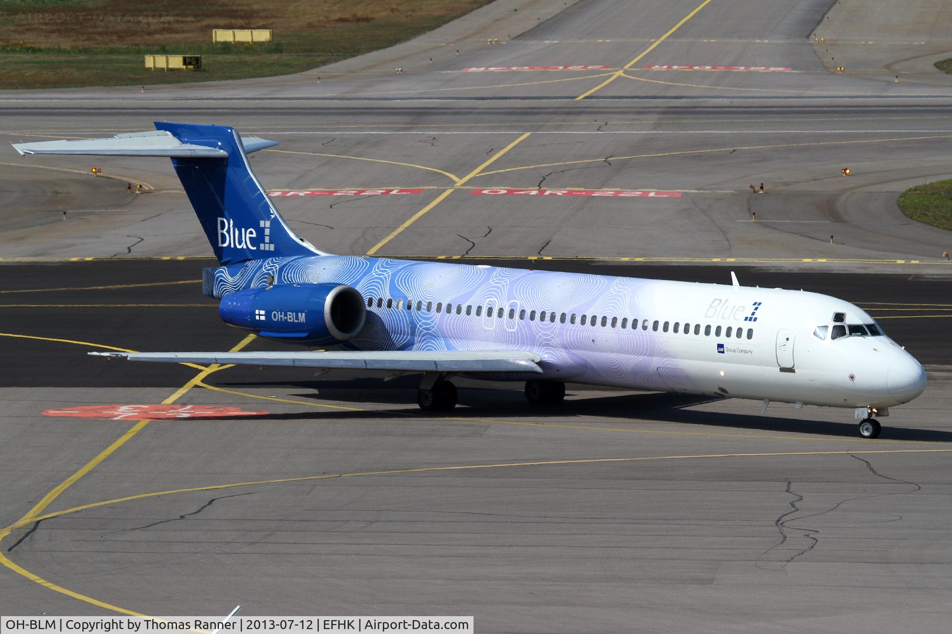 OH-BLM, 2001 Boeing 717-23S C/N 55066, Blue1 B717