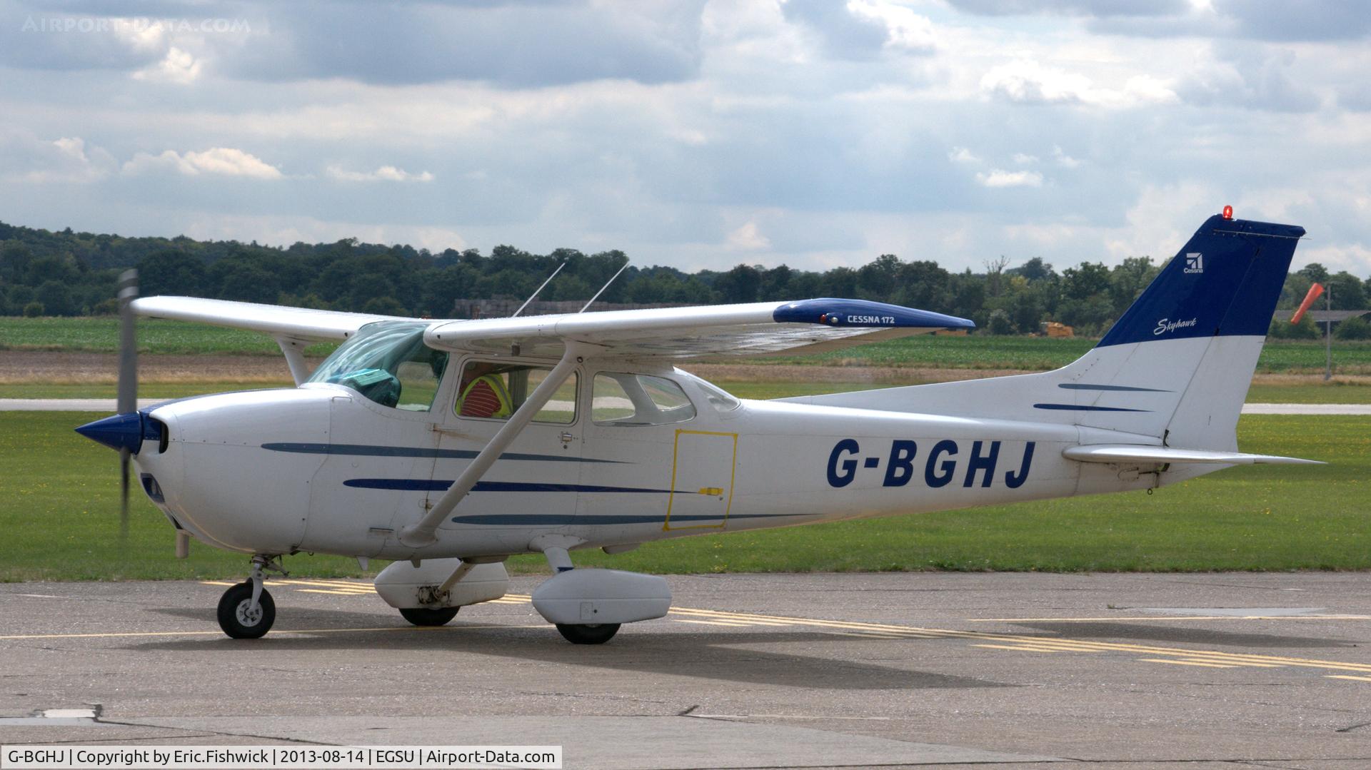 G-BGHJ, 1979 Reims F172N Skyhawk C/N 1777, 3. G-BGHJ preparing to depart Duxford Airfield.