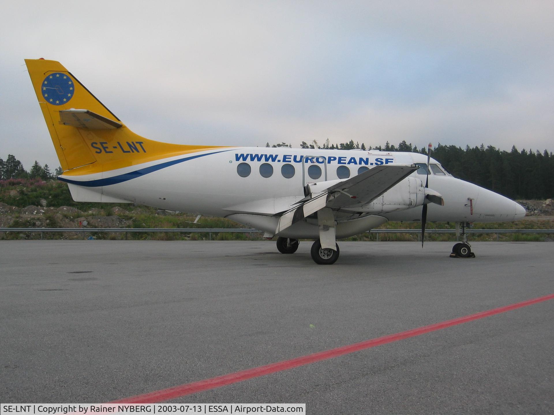 SE-LNT, 1991 BAe Jetstream 3201 C/N 948, British Aerospace BAe-3201 Jetstream Super 31
@ Stockholm - Arlanda (ARN / ESSA)
Sweden, July 13, 2003
Crashed on landing at Luleå/Kallax 17/09/2003, during crew training flight, attempting single engine landing. No casualties.