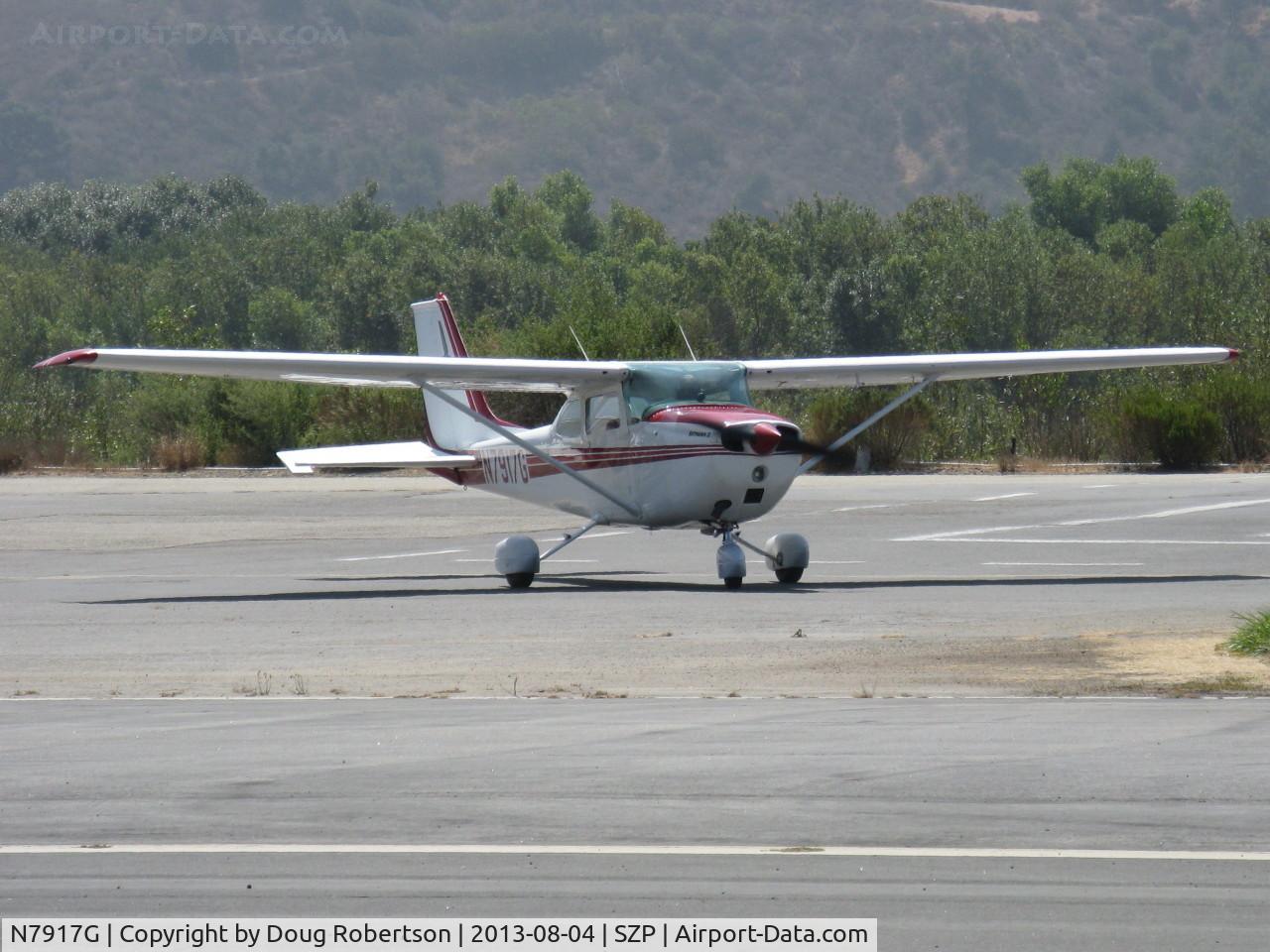 N7917G, 1970 Cessna 172L C/N 17259617, 1970 Cessna 172L SKYHAWK, Lycoming O-320-E2D 150 Hp, holding short of crossing 22