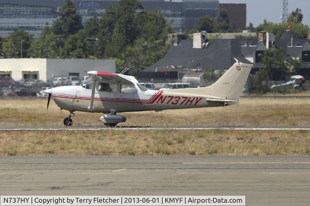 N737HY, 1977 Cessna 172N C/N 17269441, At Montgomery Field, San Diego, California