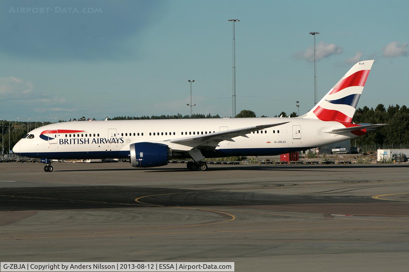 G-ZBJA, 2013 Boeing 787-8 Dreamliner C/N 38609, Taxiing for runway 19R.