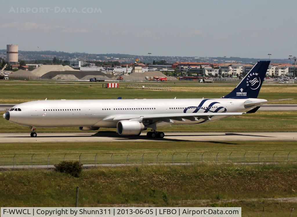 F-WWCL, 2013 Airbus A330-343X C/N 1430, C/n 1430 - To be B-5928... Painting is not complete